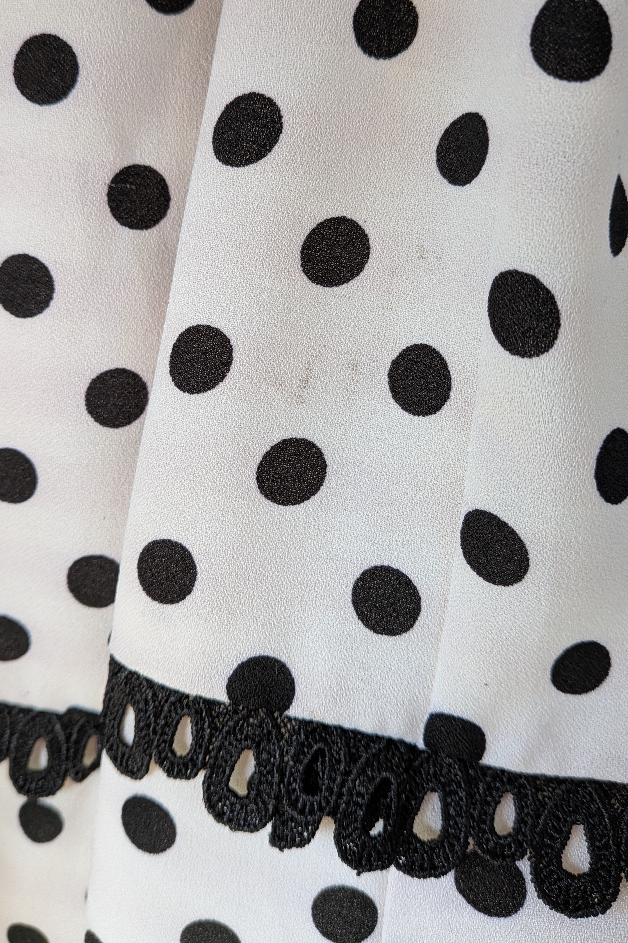 Calli Evie Mini Dress in White Polka Dot Size 18 BNWT RRP $109