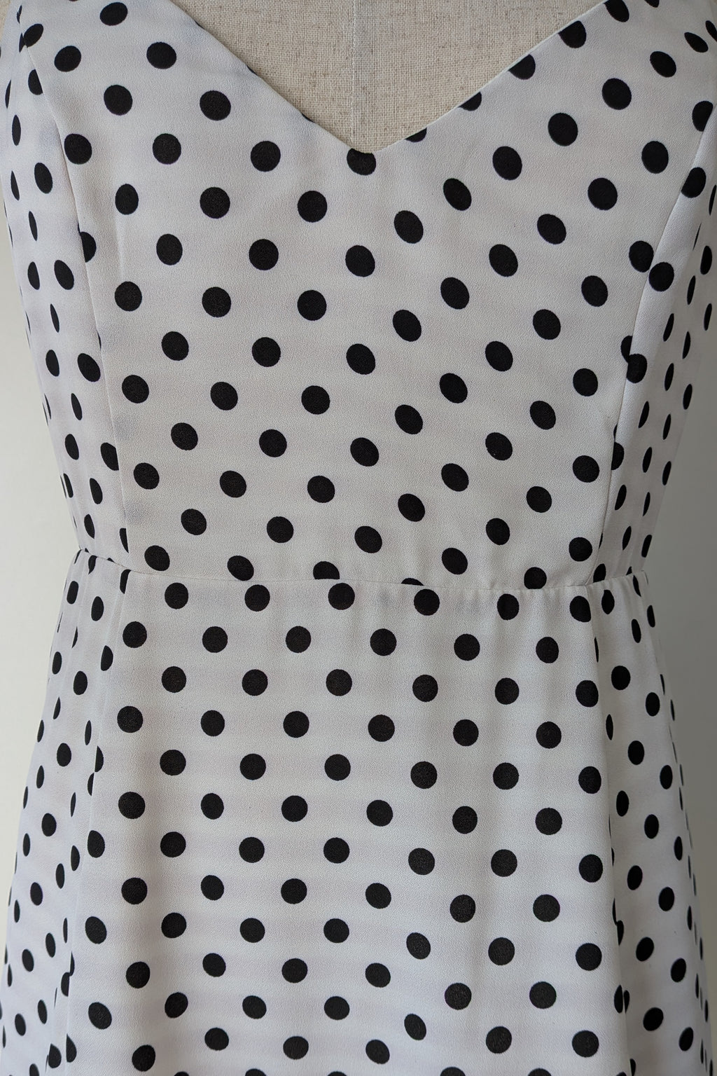 Calli Evie Mini Dress in White Polka Dot Size 18 BNWT RRP $109