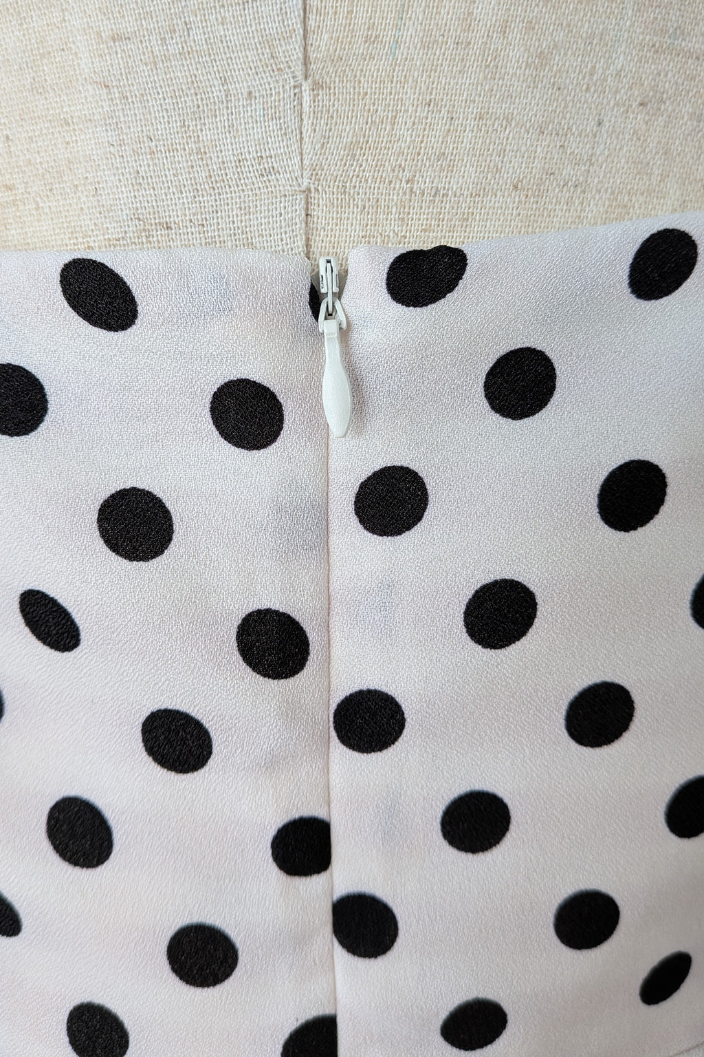 Calli Evie Mini Dress in White Polka Dot Size 18 BNWT RRP $109
