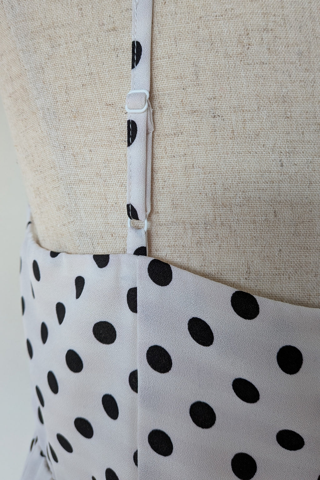 Calli Evie Mini Dress in White Polka Dot Size 18 BNWT RRP $109