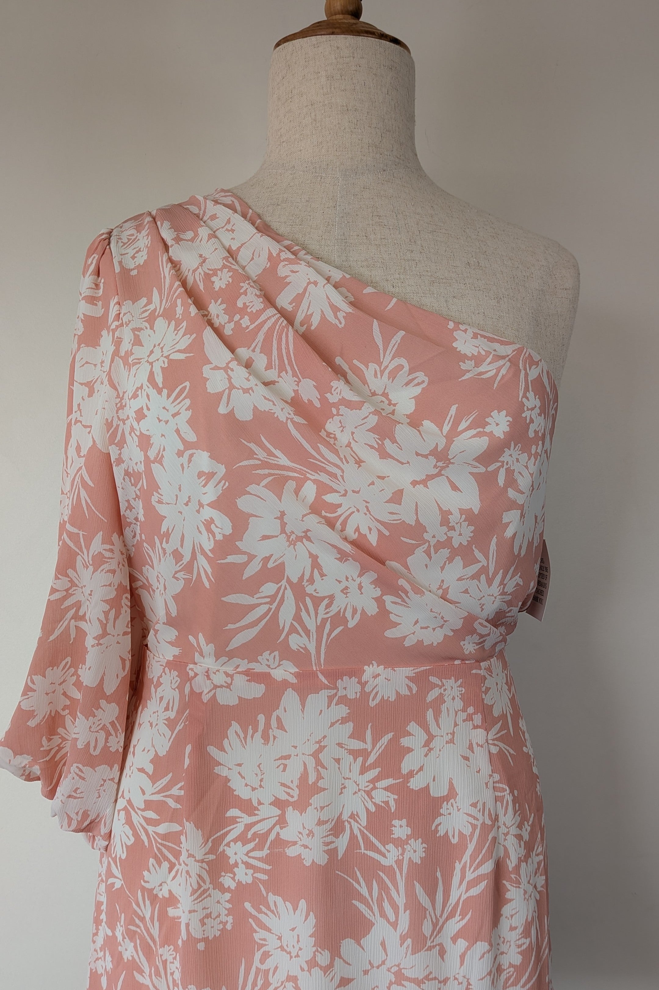 Tussah Ciara Mini Dress in Lucia Floral Size 18 BNWT RRP $139