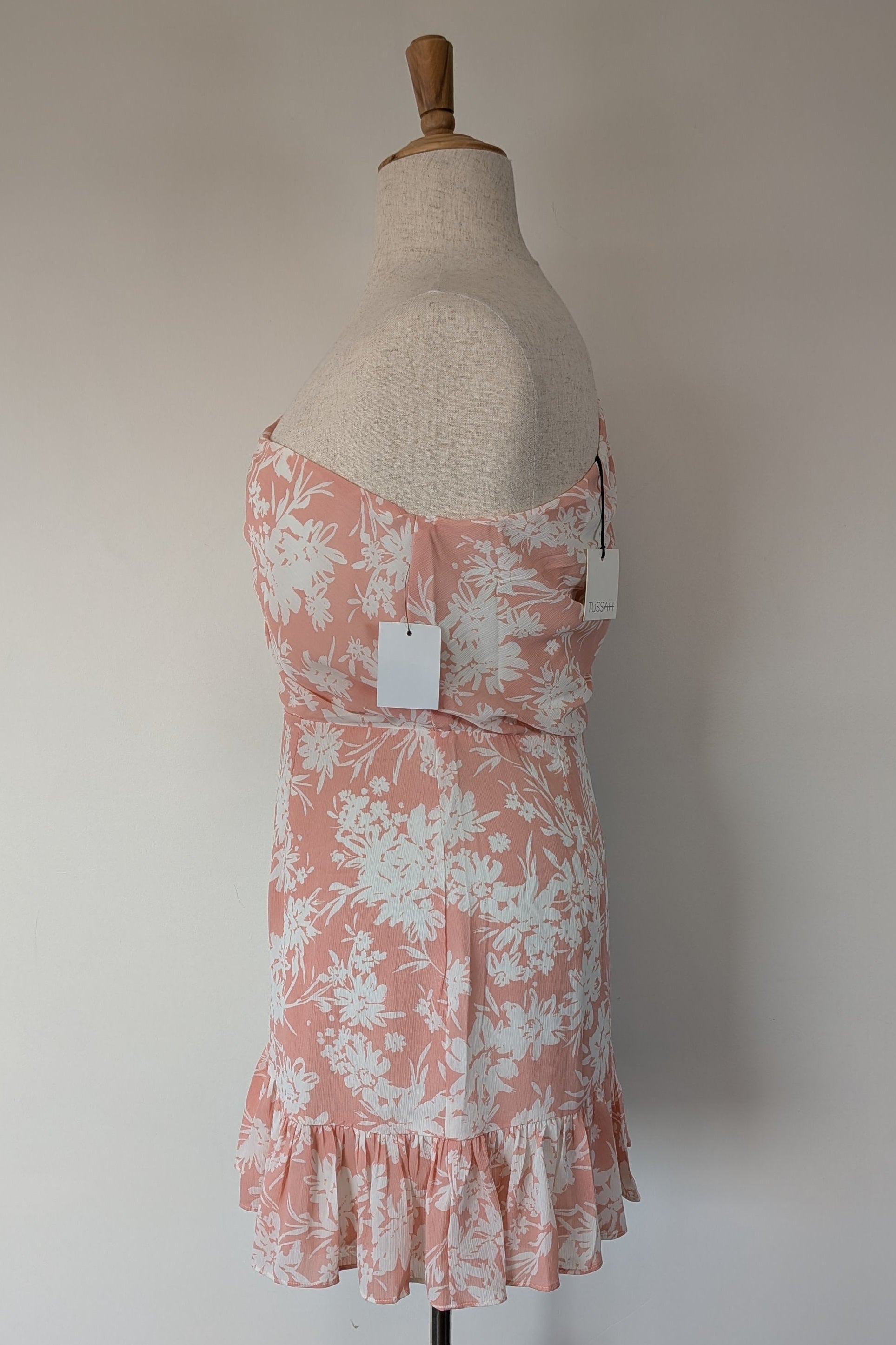 Tussah Ciara Mini Dress in Lucia Floral Size 18 BNWT RRP $139