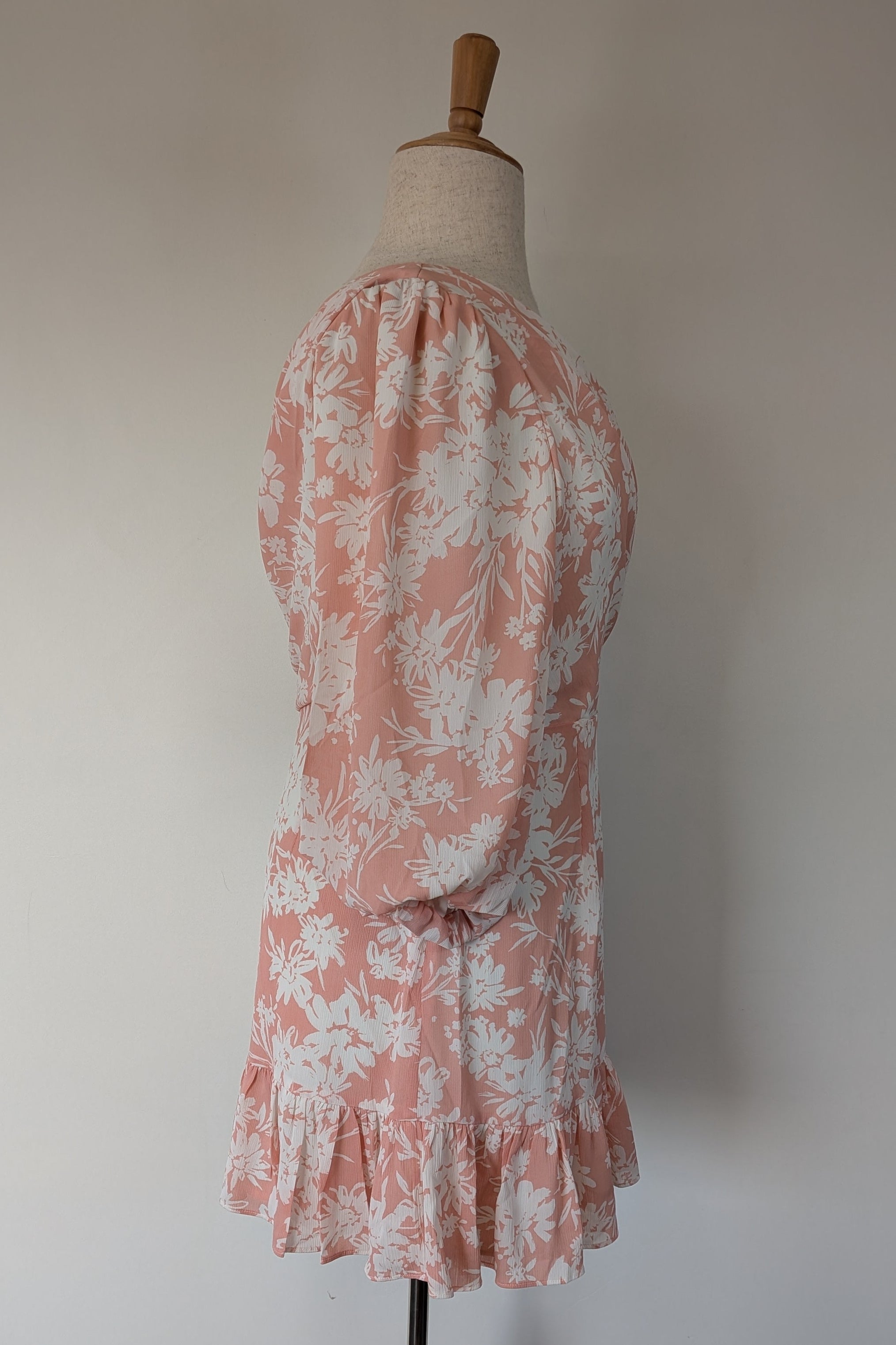 Tussah Ciara Mini Dress in Lucia Floral Size 18 BNWT RRP $139