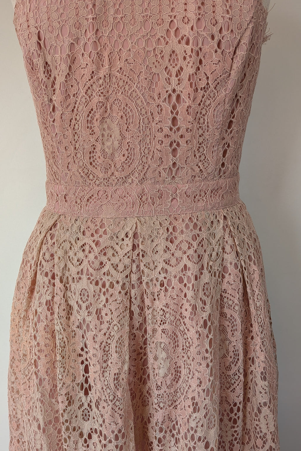 ASOS Lace Midi Dress with Pinny Bodice in Soft Blush Size 18 BNWT RRP $145