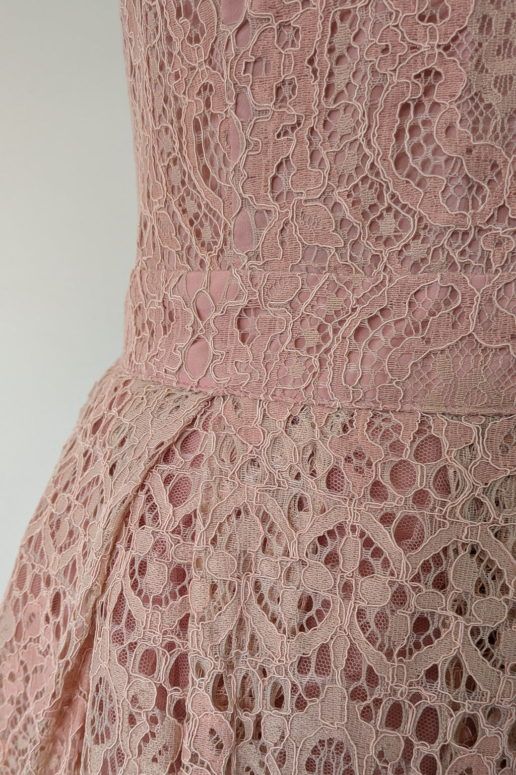ASOS Lace Midi Dress with Pinny Bodice in Soft Blush Size 18 BNWT RRP $145