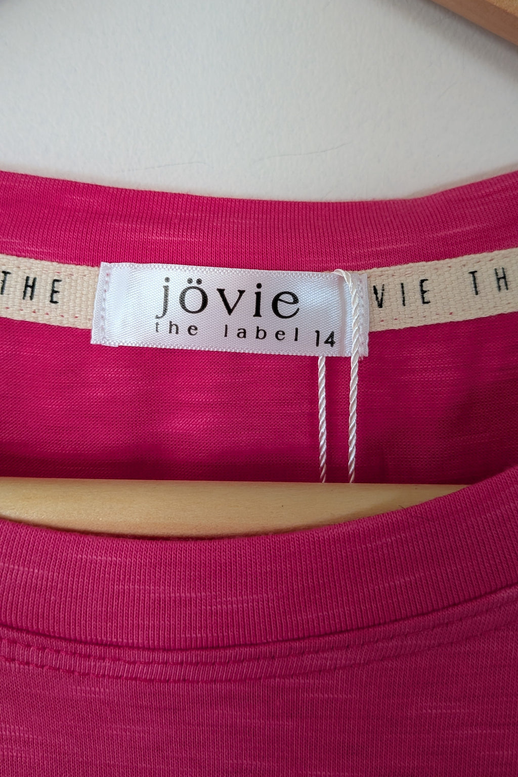 Jövie the Label Sienna Tiered Midi Dress in Fuchsia Pink Size 14 BNWT RRP $99.95
