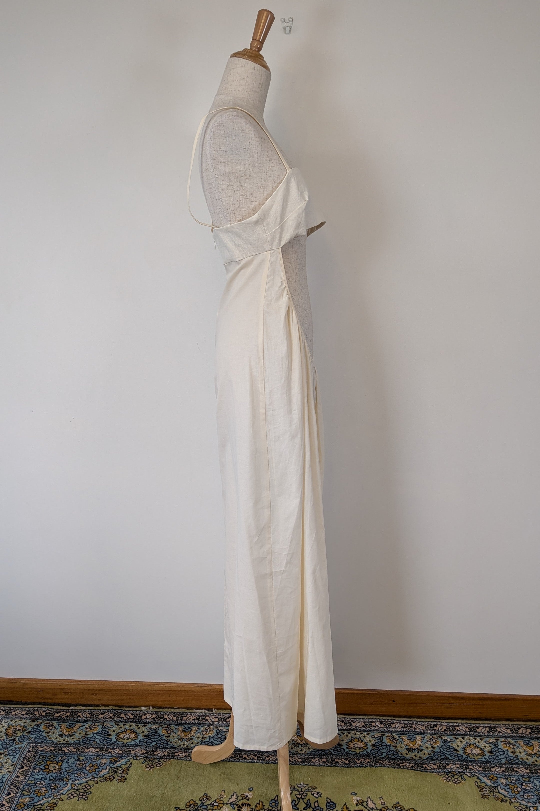 Venroy Scoop Cut Out Maxi Dress in Natural White Size M BNWT RRP $280