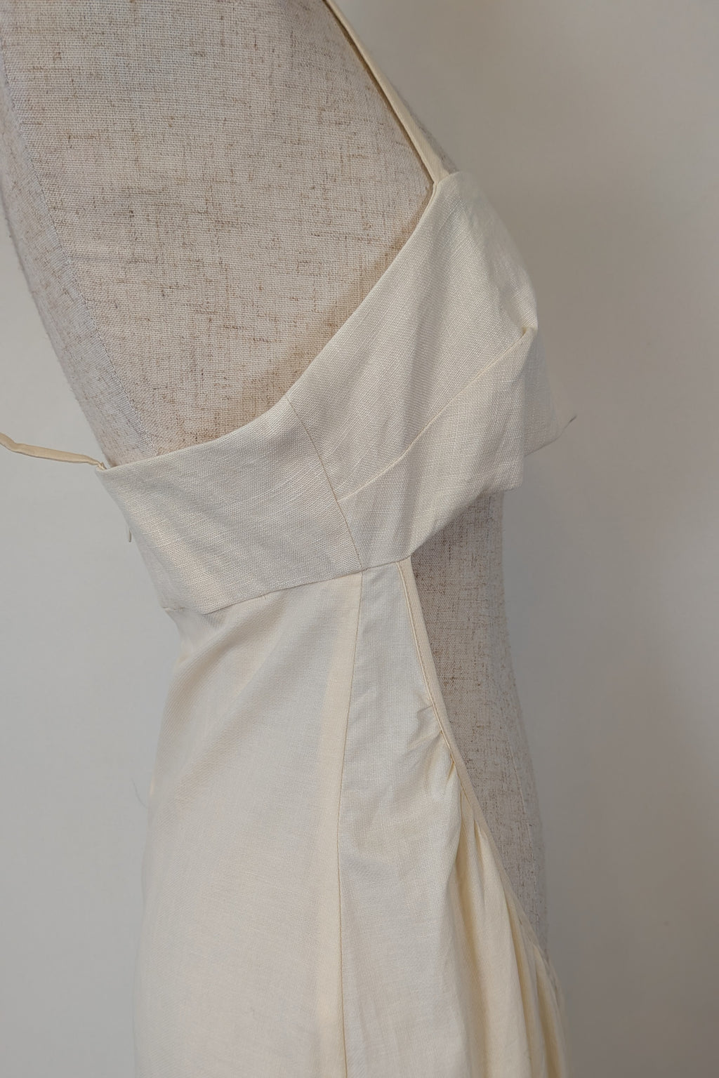 Venroy Scoop Cut Out Maxi Dress in Natural White Size M BNWT RRP $280