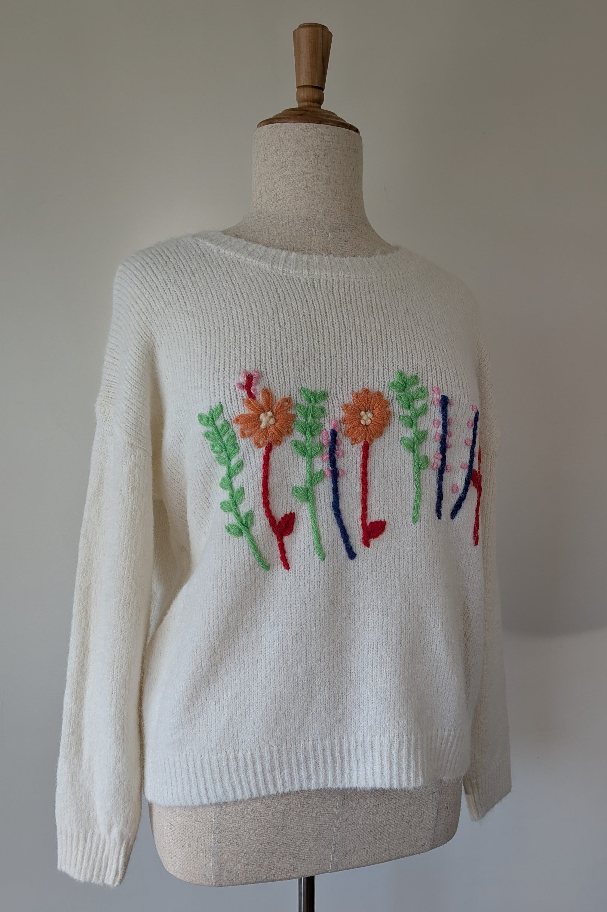 New U Collection Wildflower Embroidered Wool Blend Jumper Size L/XL