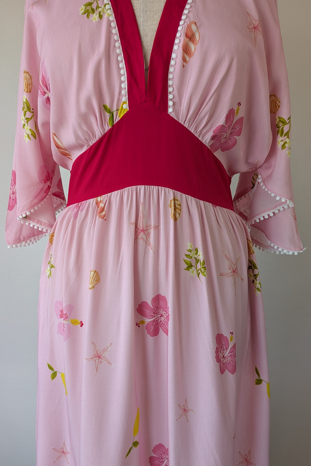 New U Collection Tropical Floral Maxi Dress Size 16 BNWT RRP $89.95