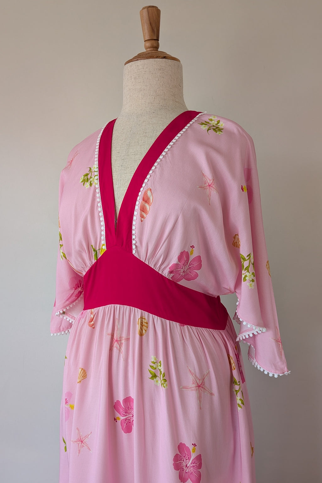 New U Collection Tropical Floral Maxi Dress Size 16 BNWT RRP $89.95