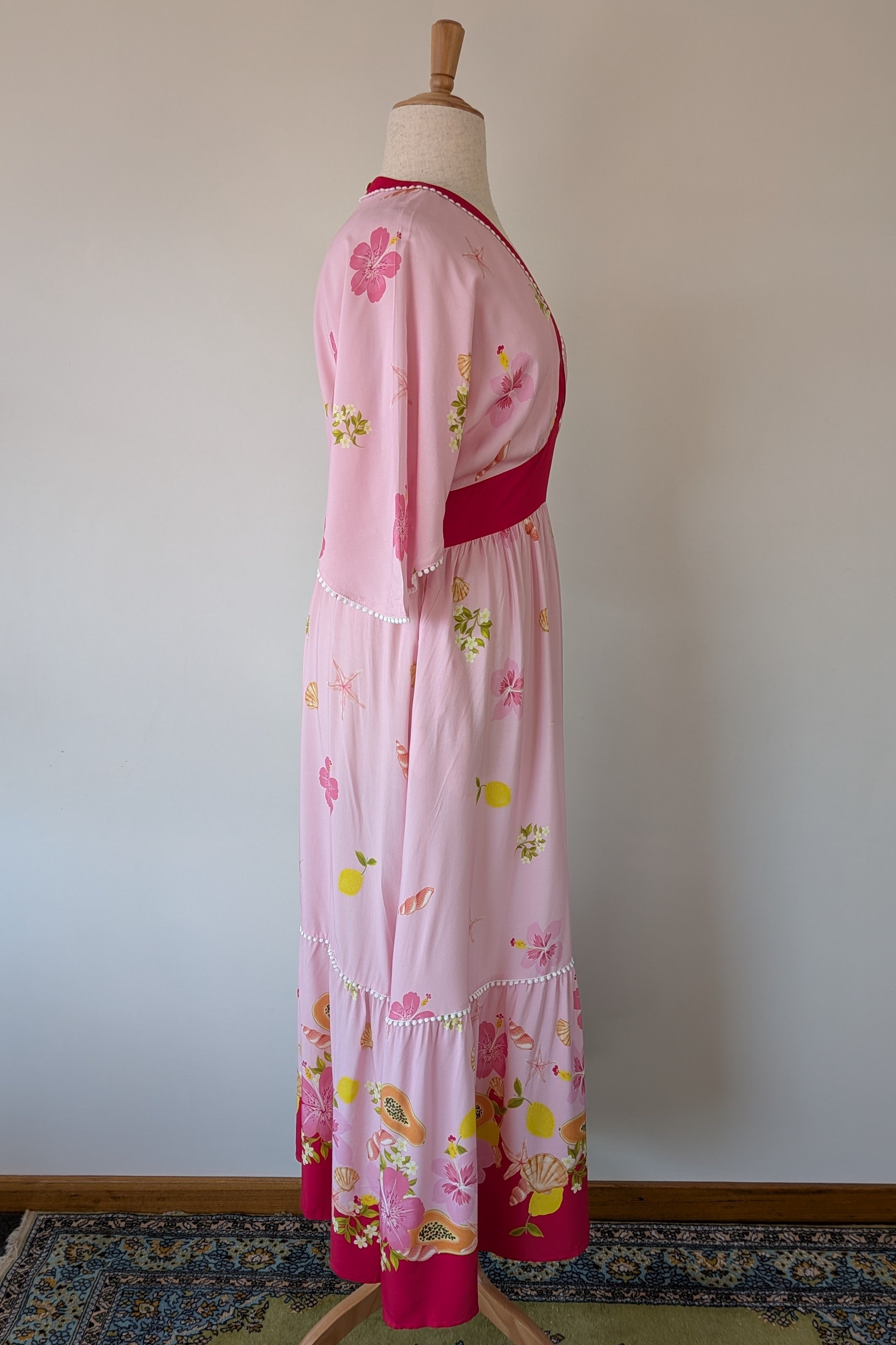 New U Collection Tropical Floral Maxi Dress Size 16 BNWT RRP $89.95