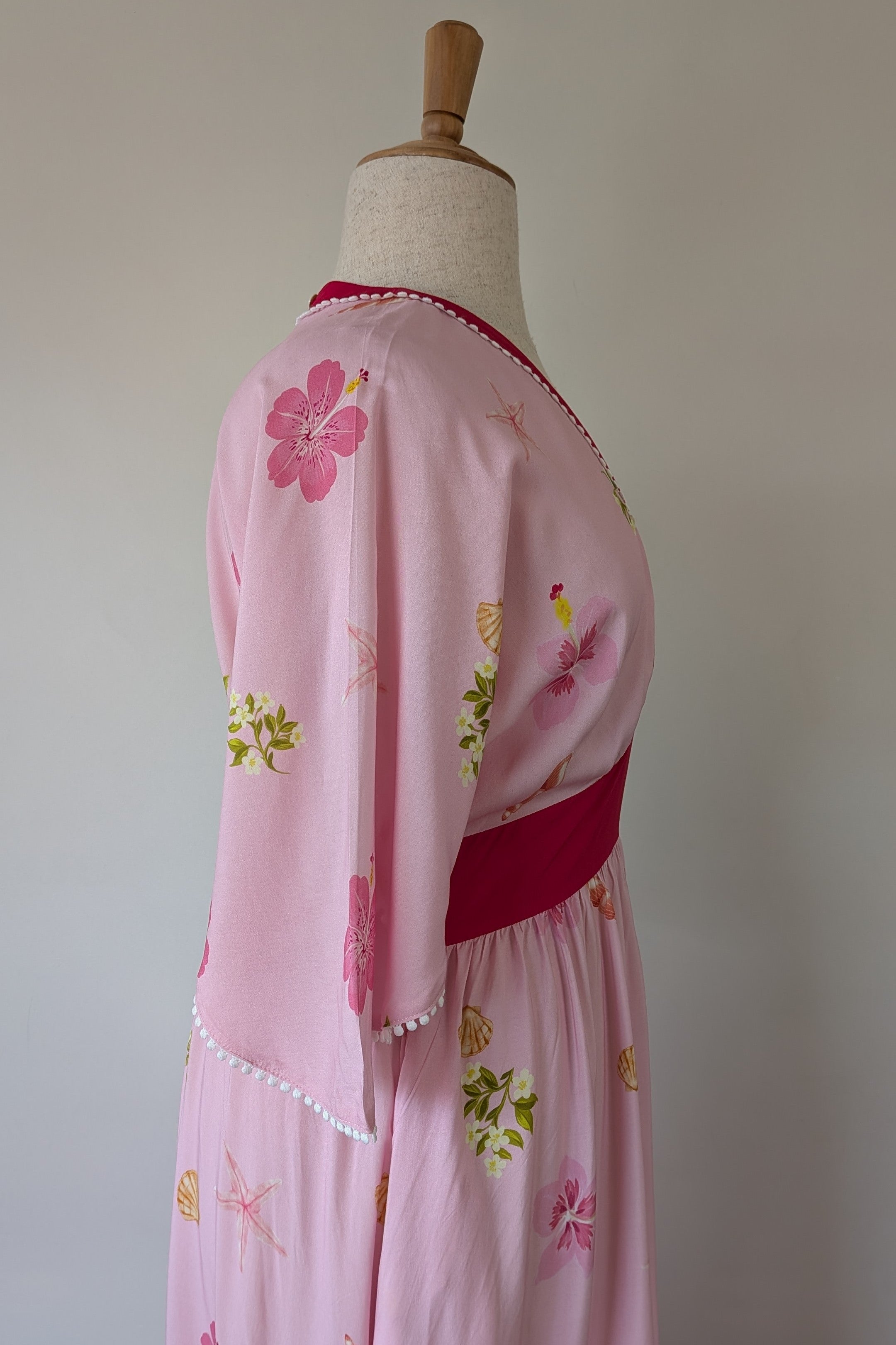 New U Collection Tropical Floral Maxi Dress Size 16 BNWT RRP $89.95