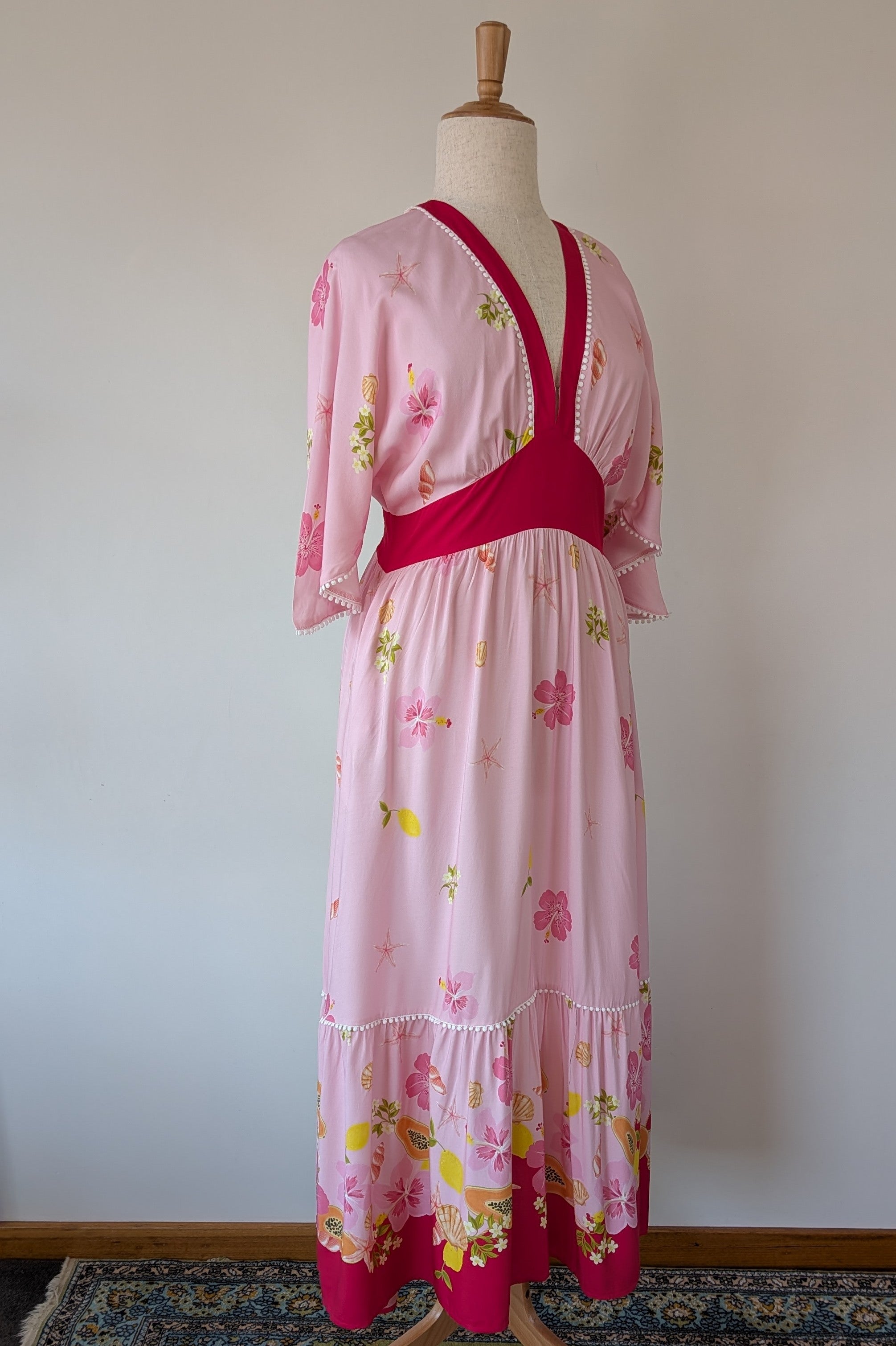 New U Collection Tropical Floral Maxi Dress Size 16 BNWT RRP $89.95