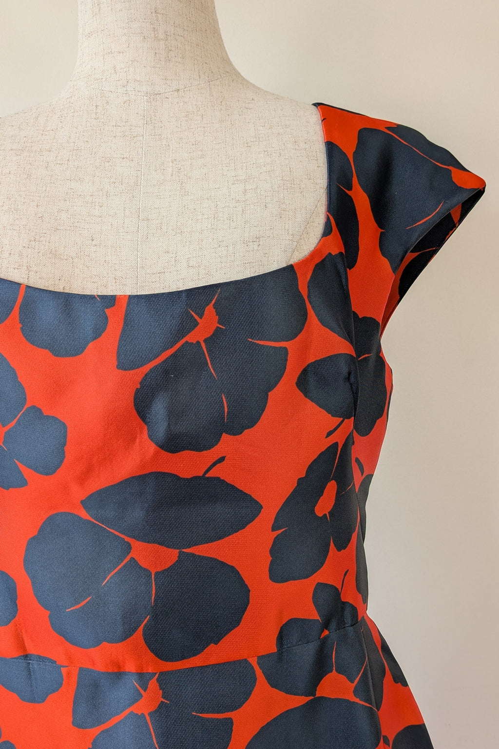 Lela Rose Floral Print Duchesse Satin Dress Size 16 BNWT RRP $2,535