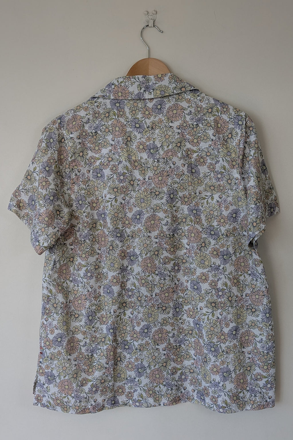 Cools Club Flower Power Safari Shirt Size 10 BNWT RRP $99