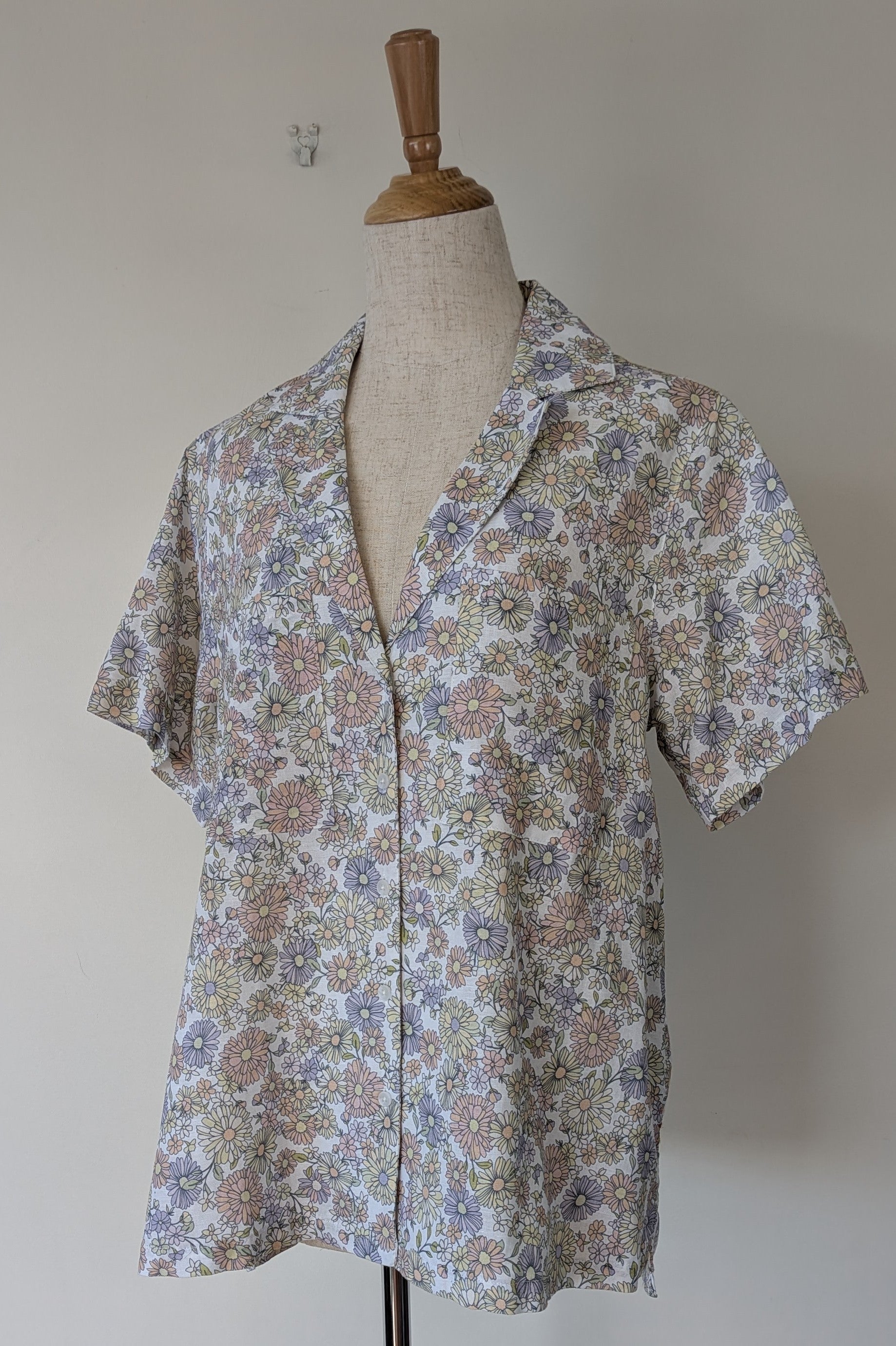 Cools Club Flower Power Safari Shirt Size 10 BNWT RRP $99
