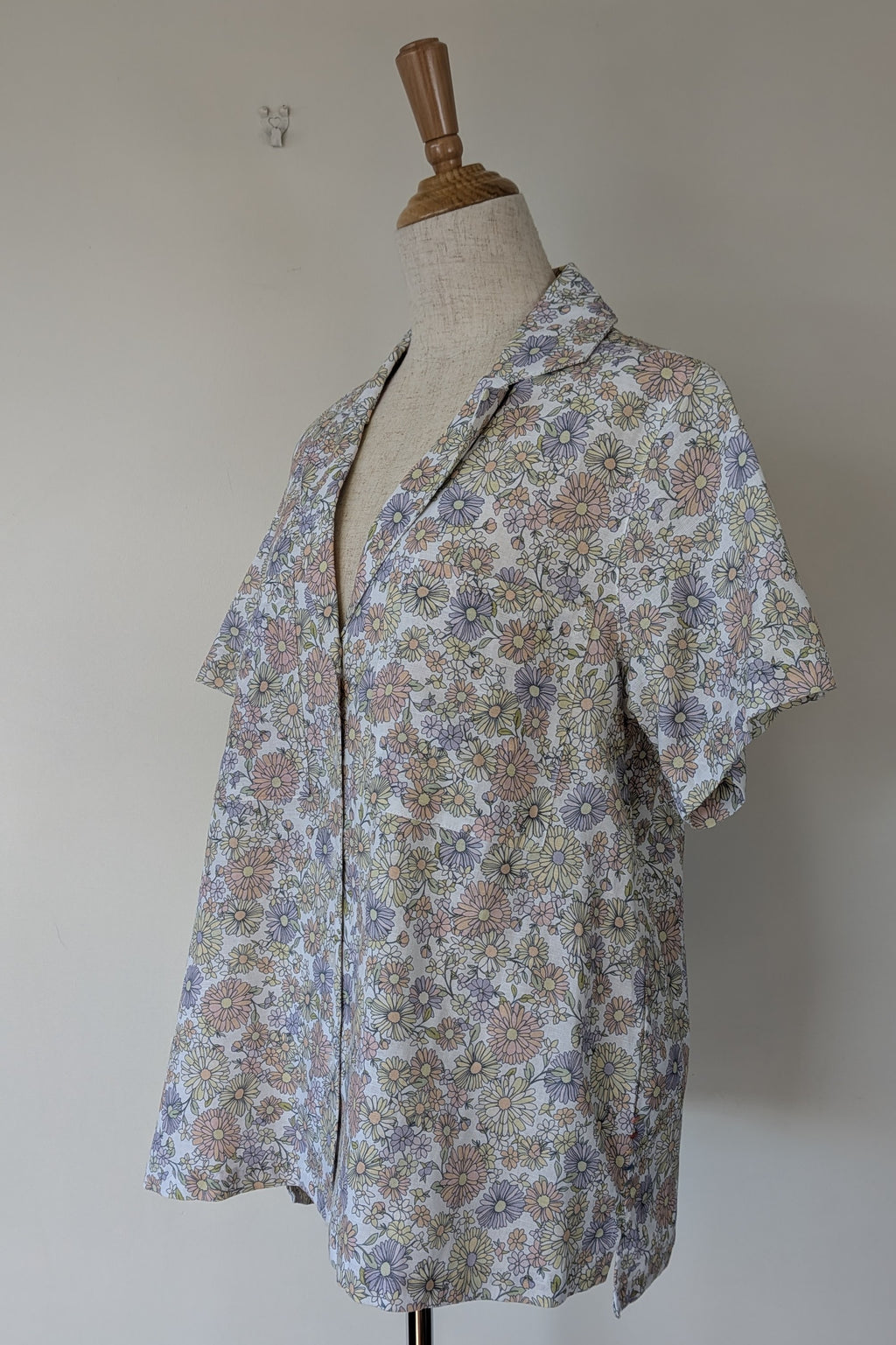Cools Club Flower Power Safari Shirt Size 10 BNWT RRP $99