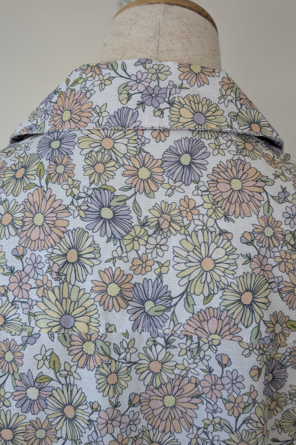 Cools Club Flower Power Safari Shirt Size 10 BNWT RRP $99
