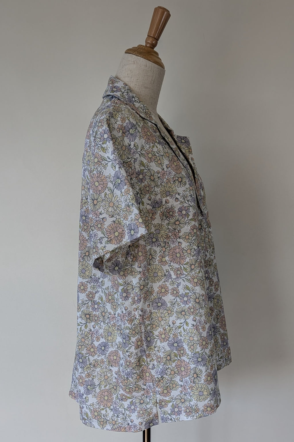 Cools Club Flower Power Safari Shirt Size 10 BNWT RRP $99
