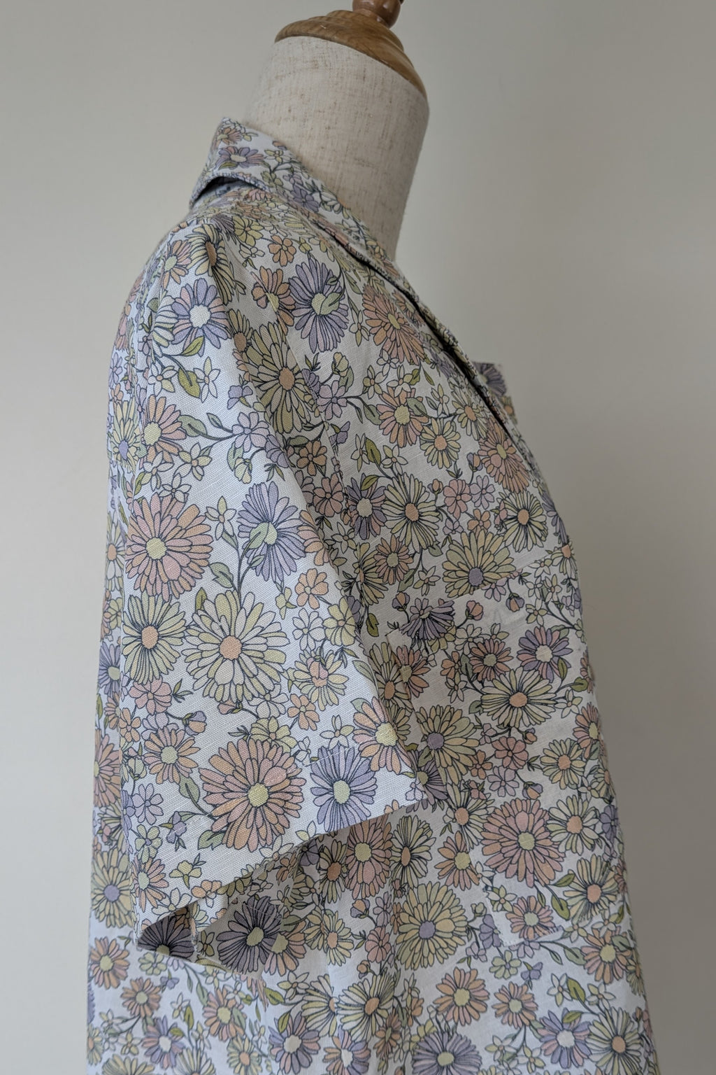 Cools Club Flower Power Safari Shirt Size 10 BNWT RRP $99
