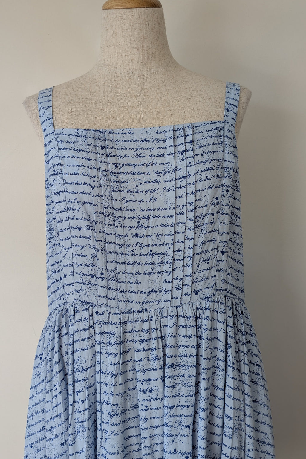 Dangerfield Read It Again Alice In Wonderland Pinafore Dress Size 14