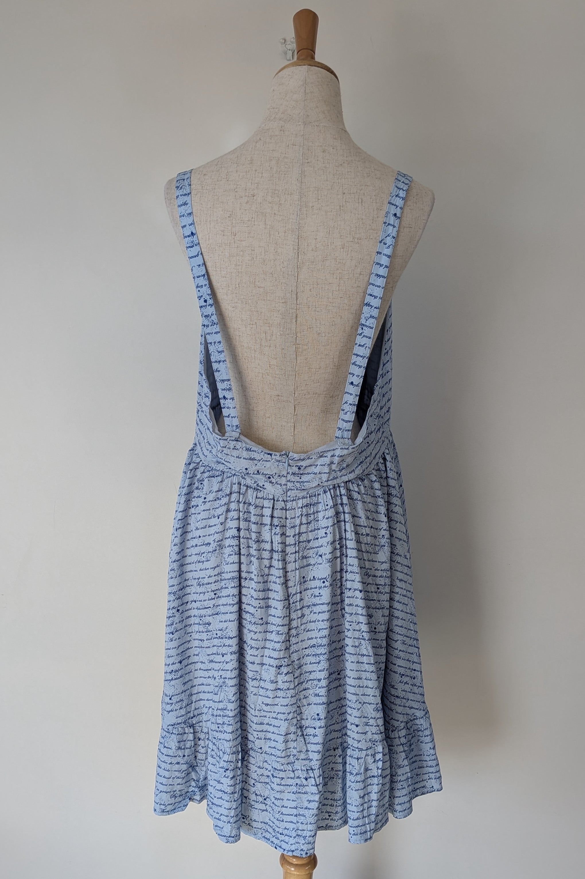 Dangerfield Read It Again Alice In Wonderland Pinafore Dress Size 14