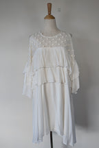 Lost Ink White Cold Shoulder Ruffle Dress with Daisy Mesh Embroidery Size 10