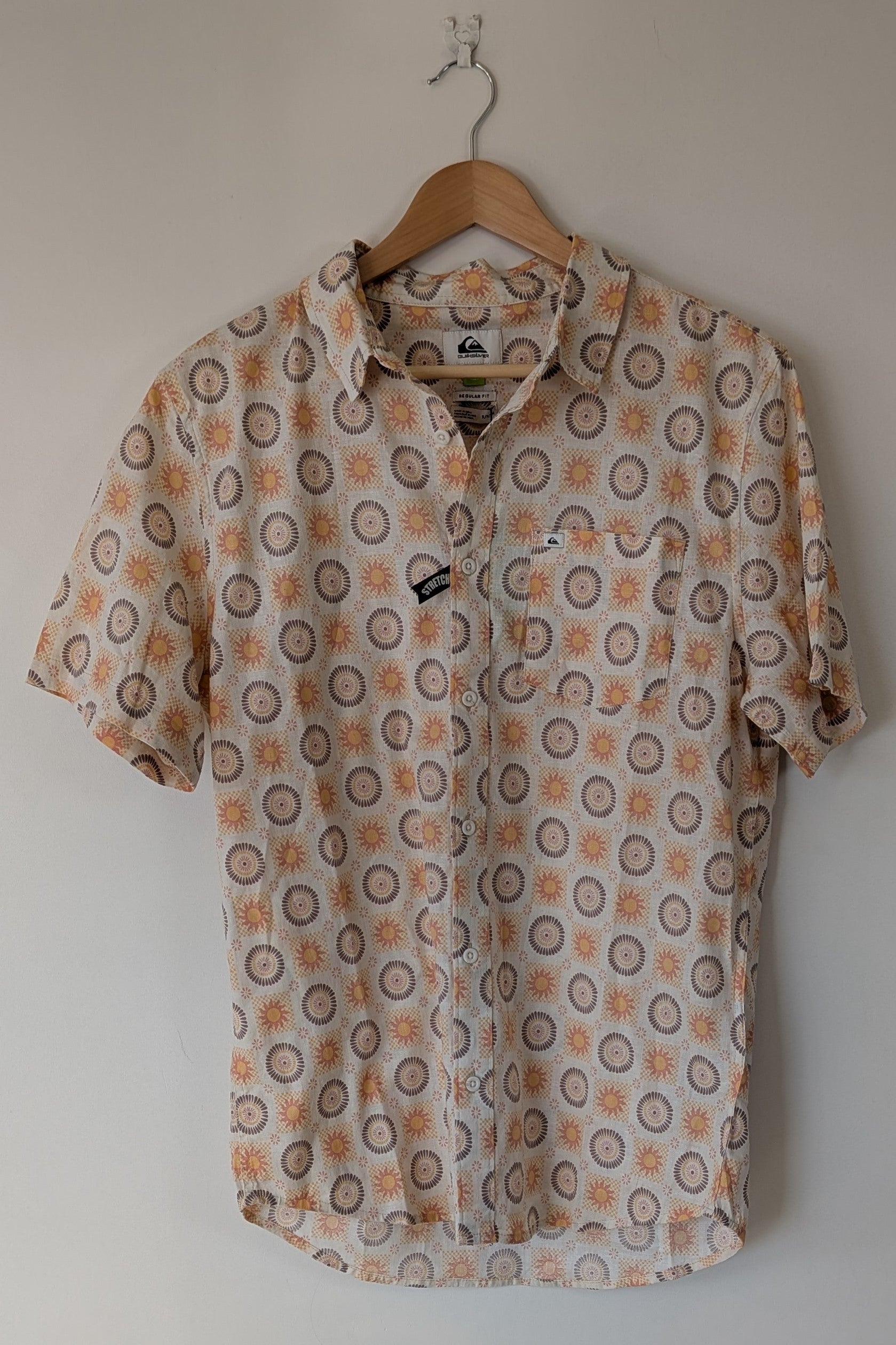 Quiksilver Mandala Short Sleeve Shirt Size S BNWT RRP $89.99