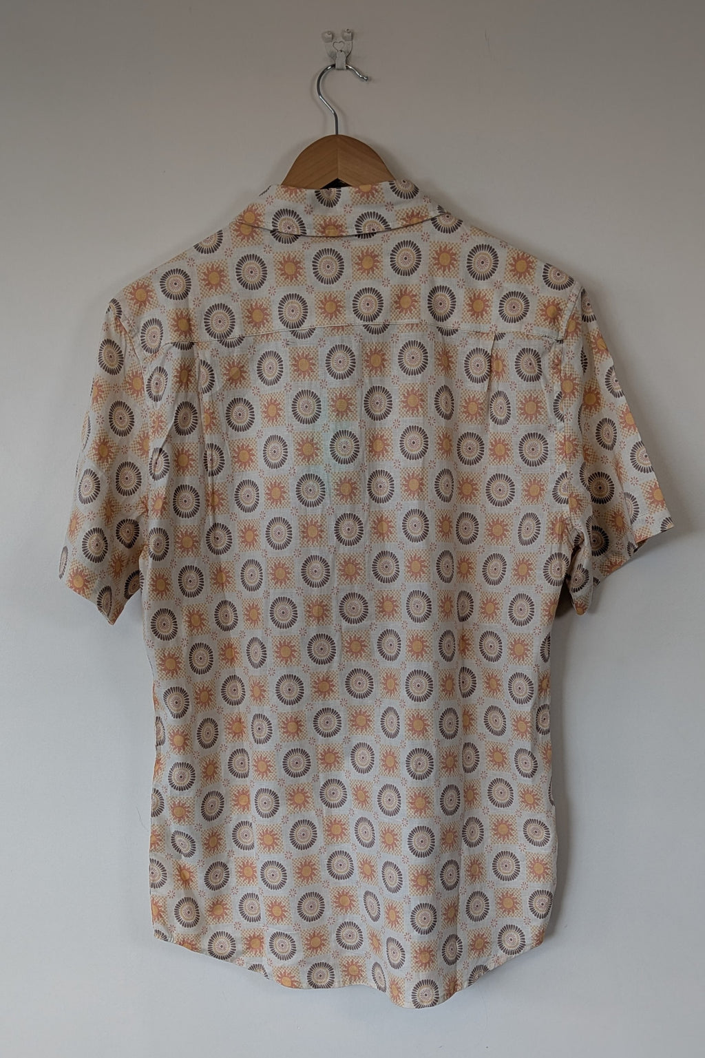 Quiksilver Mandala Short Sleeve Shirt Size S BNWT RRP $89.99