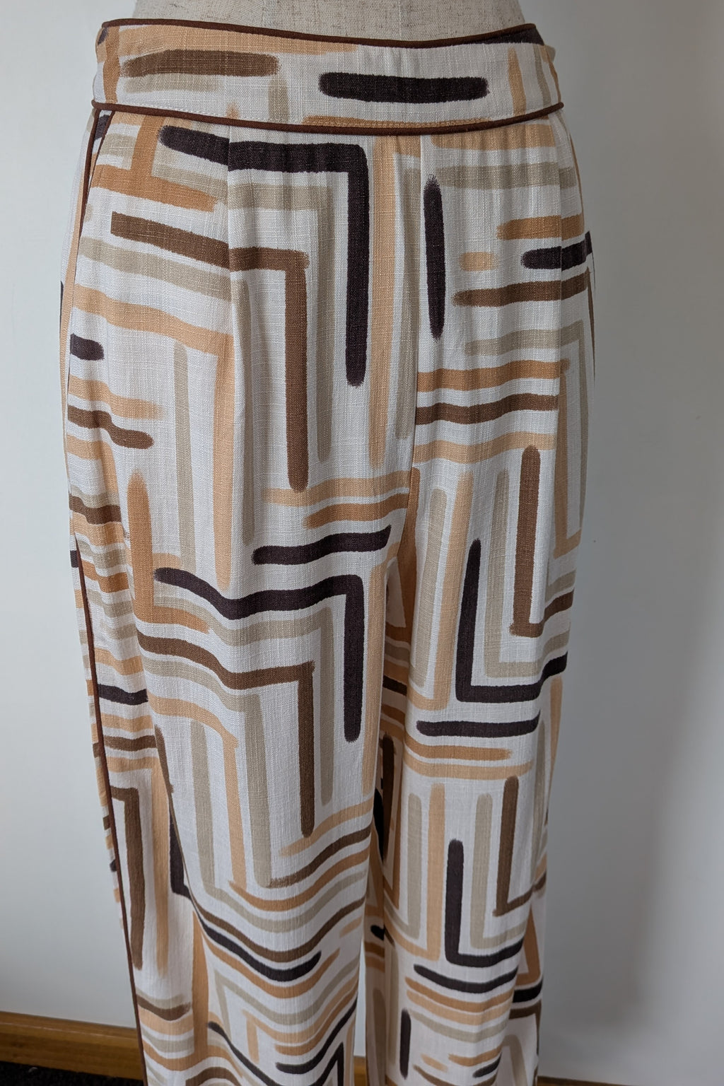 Ebby & I Linen Lux Phoenix Piping Pant Size 10 BNWT RRP $99.95