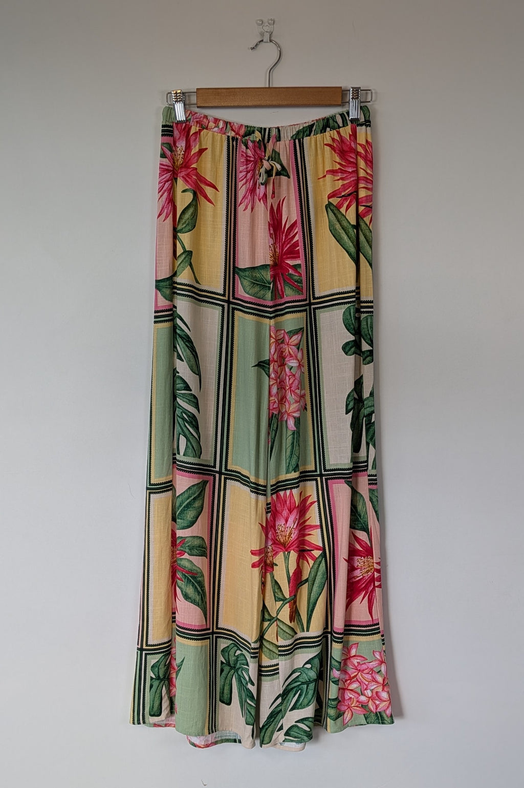 White Closet Paradise Pant Size 8 BNWT RRP $79.95
