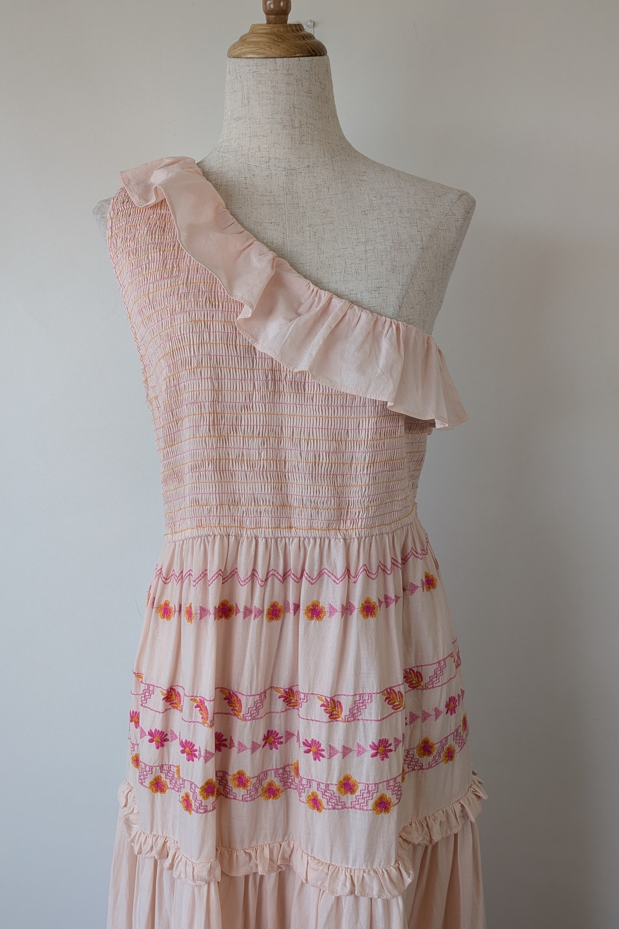Y.A.S Yasfinna Embroidered One Shoulder Ankle Maxi Dress in Pearl Blush Size 12 BNWT RRP $199.95