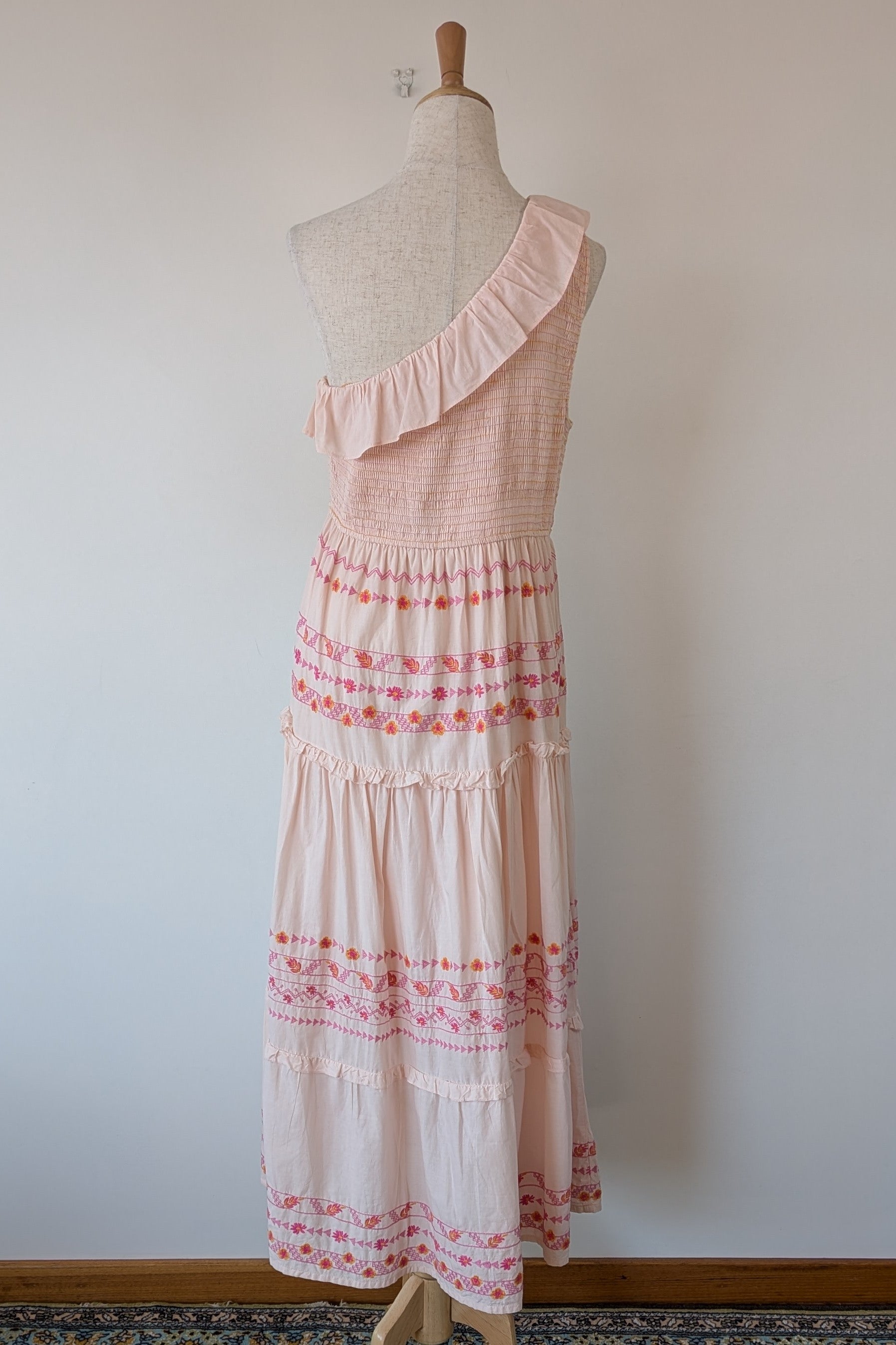 Y.A.S Yasfinna Embroidered One Shoulder Ankle Maxi Dress in Pearl Blush Size 12 BNWT RRP $199.95