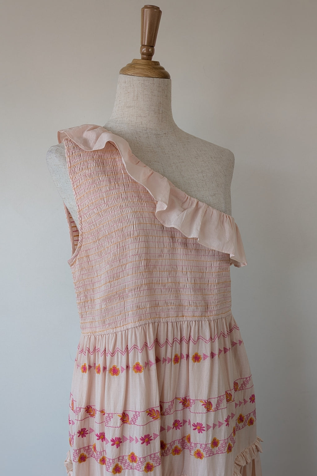 Y.A.S Yasfinna Embroidered One Shoulder Ankle Maxi Dress in Pearl Blush Size 12 BNWT RRP $199.95