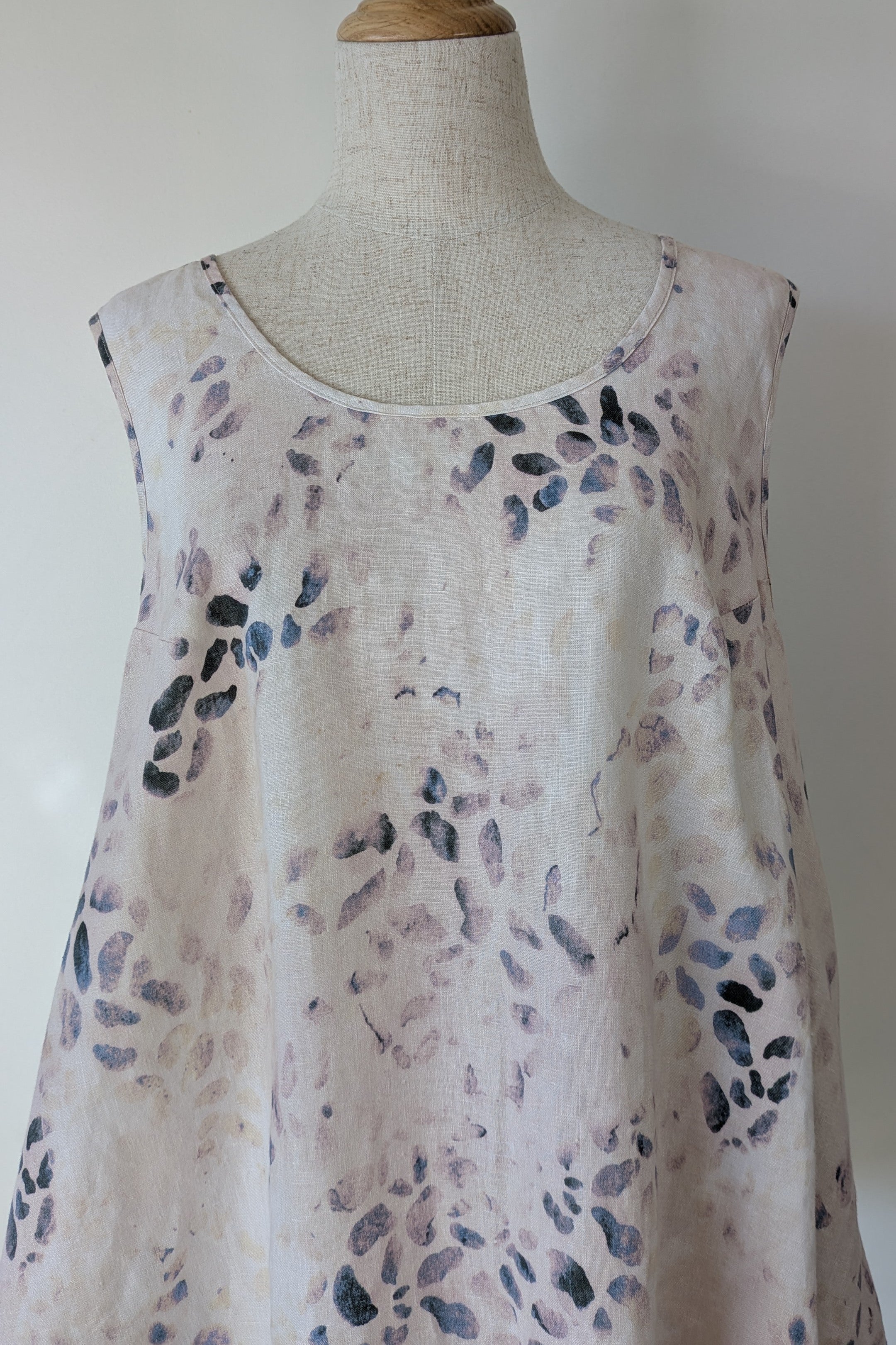 See Saw 100% Linen Abstract Watercolour Top Size 14