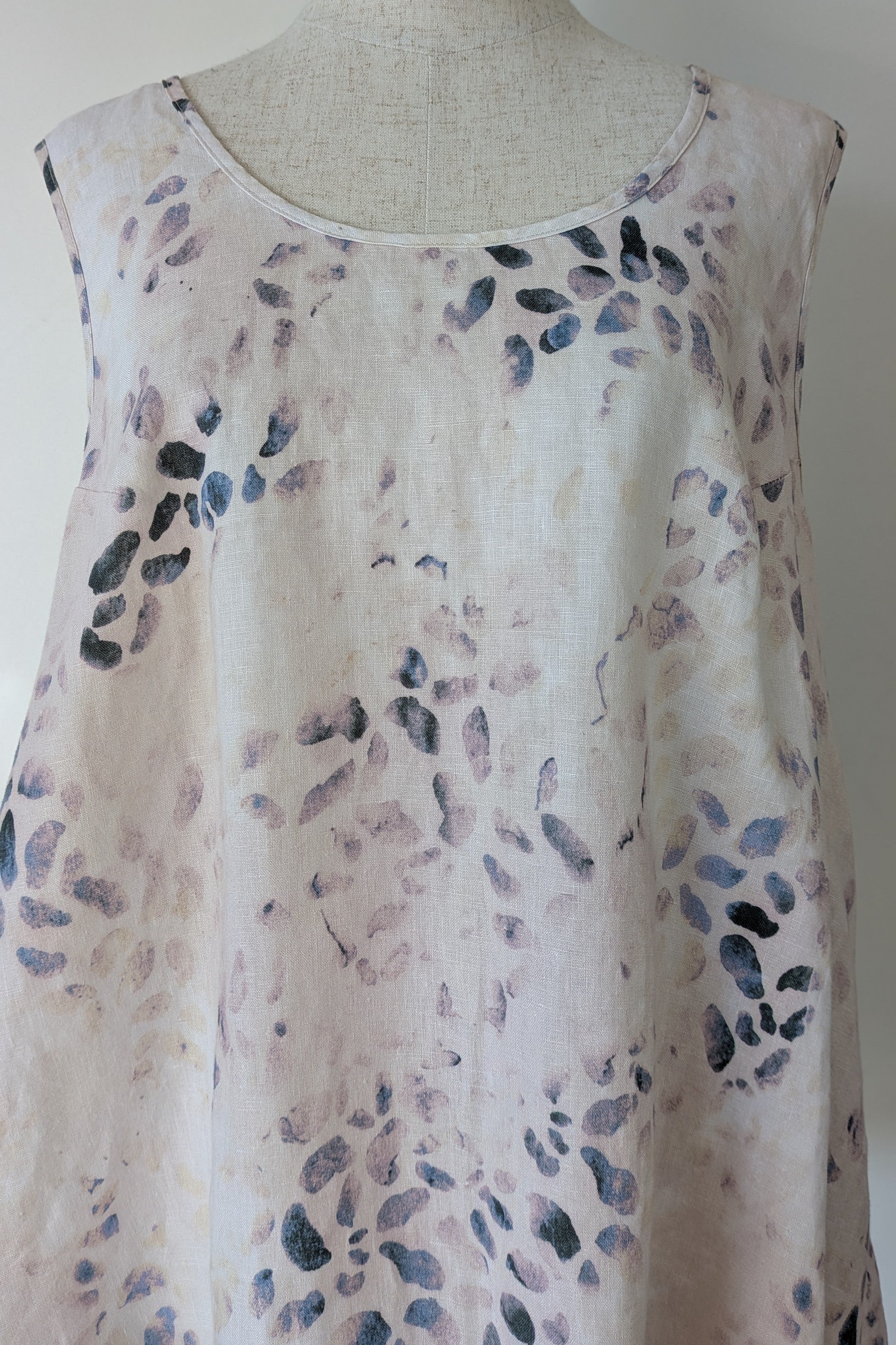 See Saw 100% Linen Abstract Watercolour Top Size 14