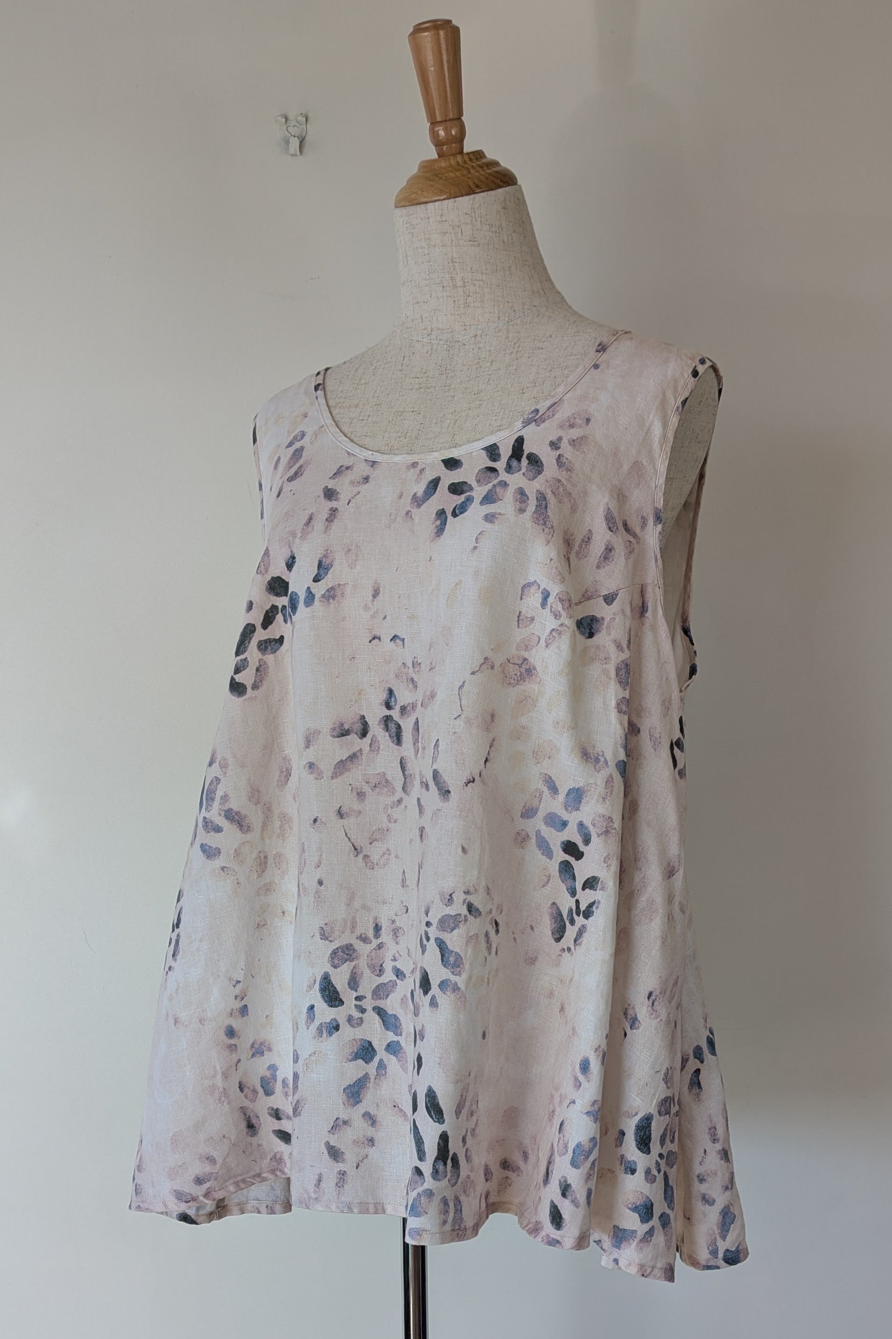 See Saw 100% Linen Abstract Watercolour Top Size 14