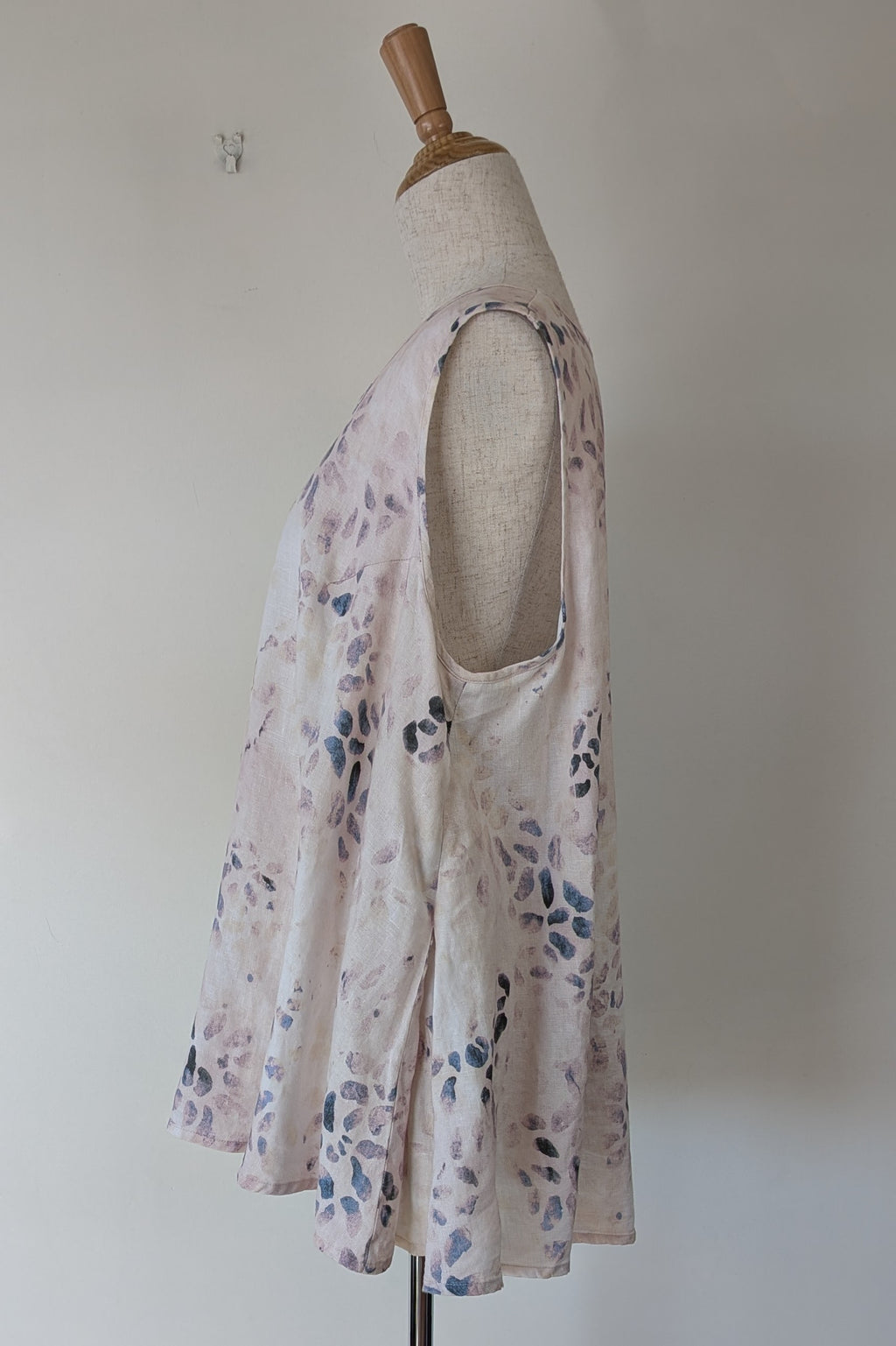 See Saw 100% Linen Abstract Watercolour Top Size 14