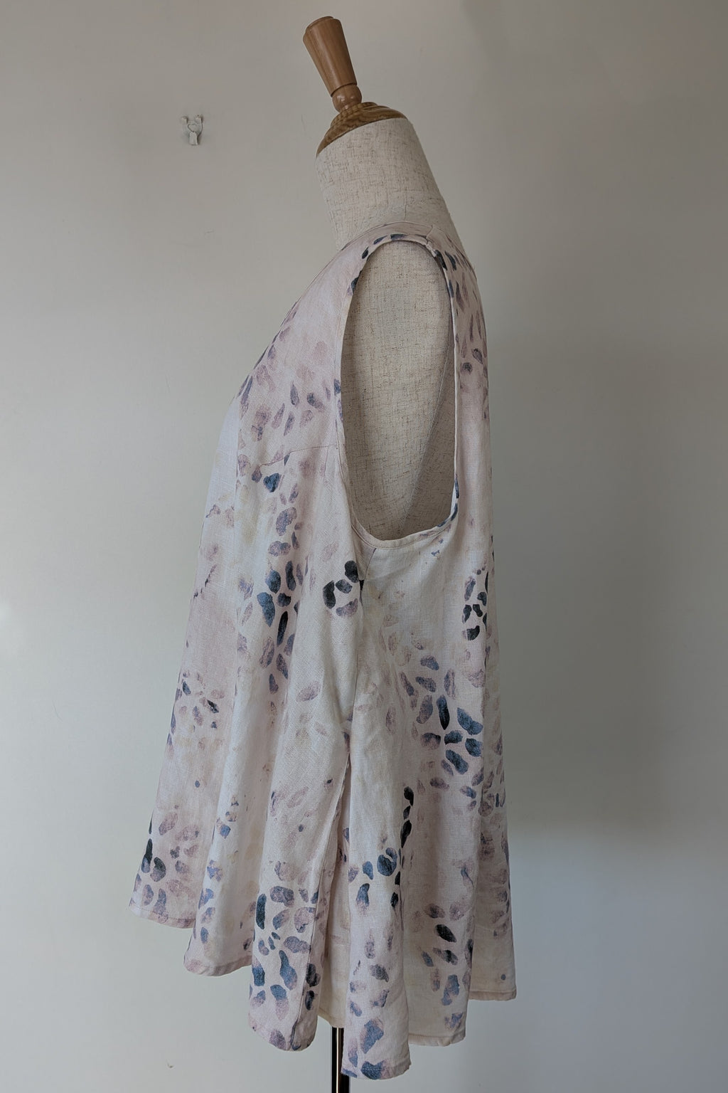 See Saw 100% Linen Abstract Watercolour Top Size 14