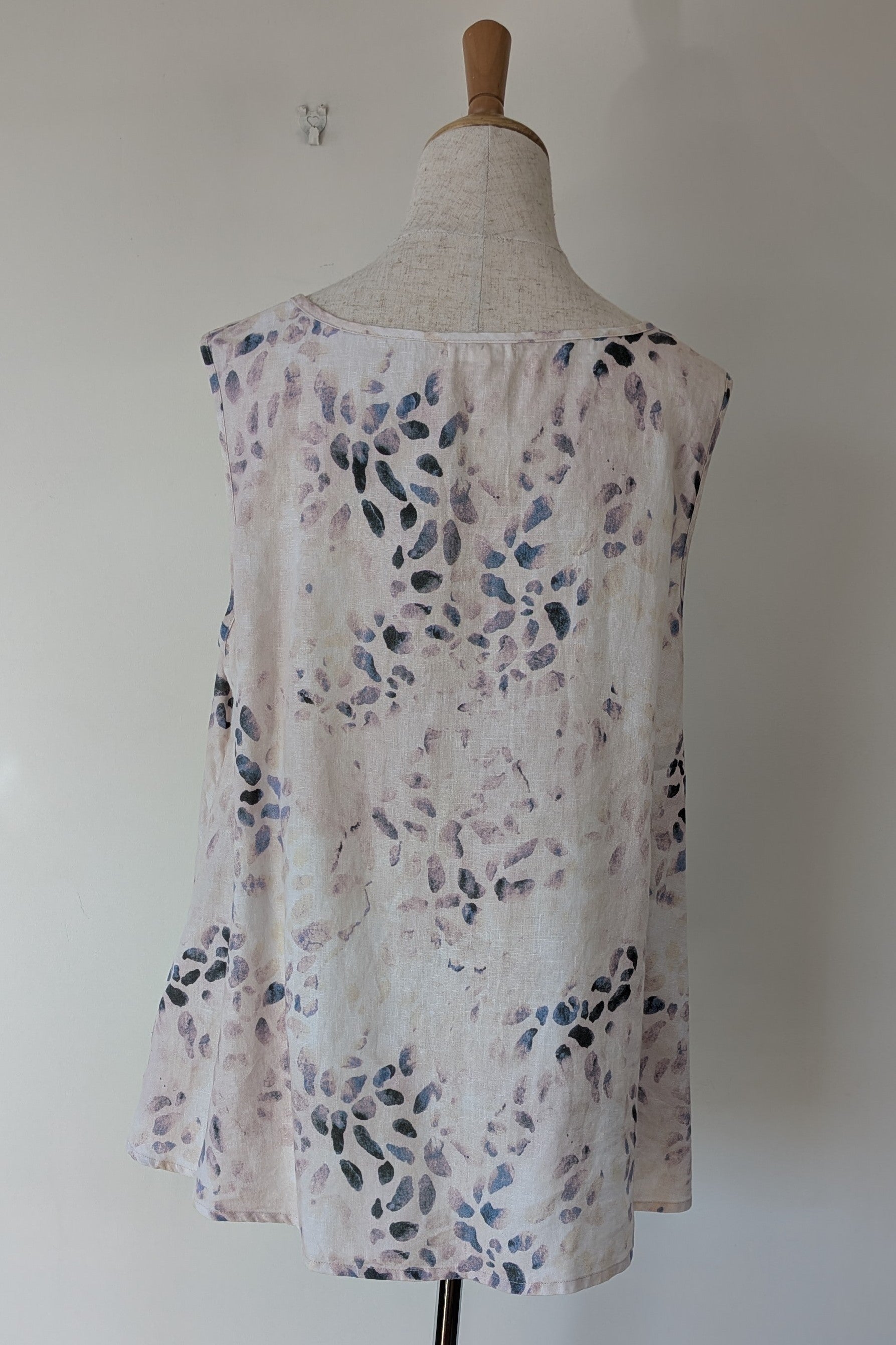 See Saw 100% Linen Abstract Watercolour Top Size 14