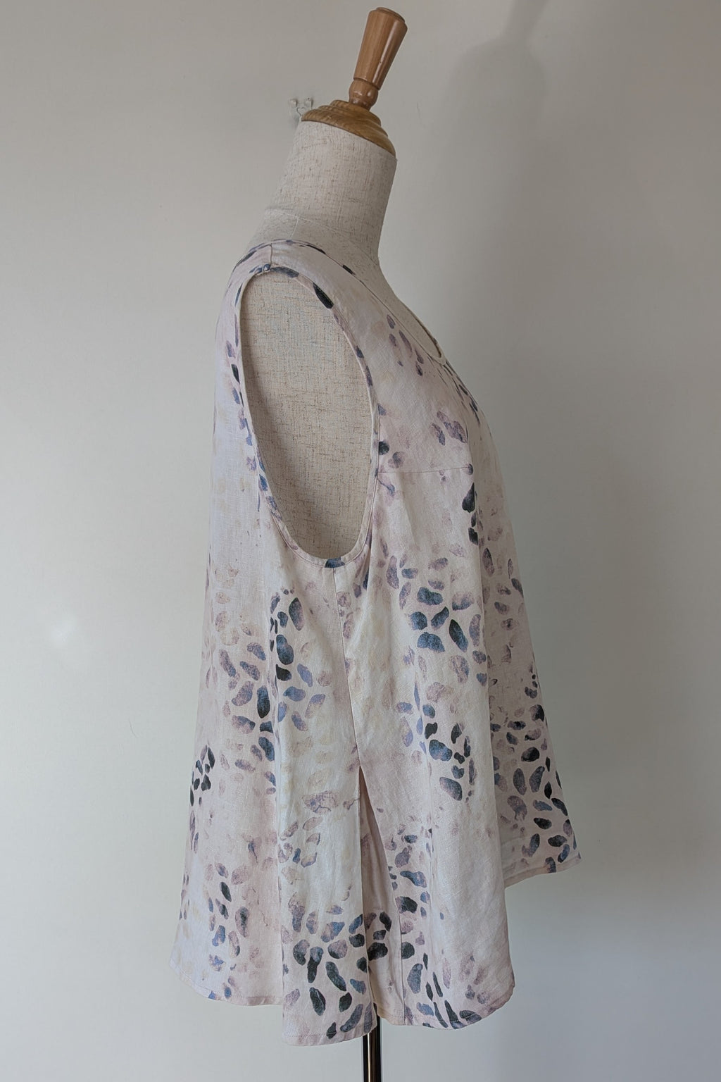 See Saw 100% Linen Abstract Watercolour Top Size 14