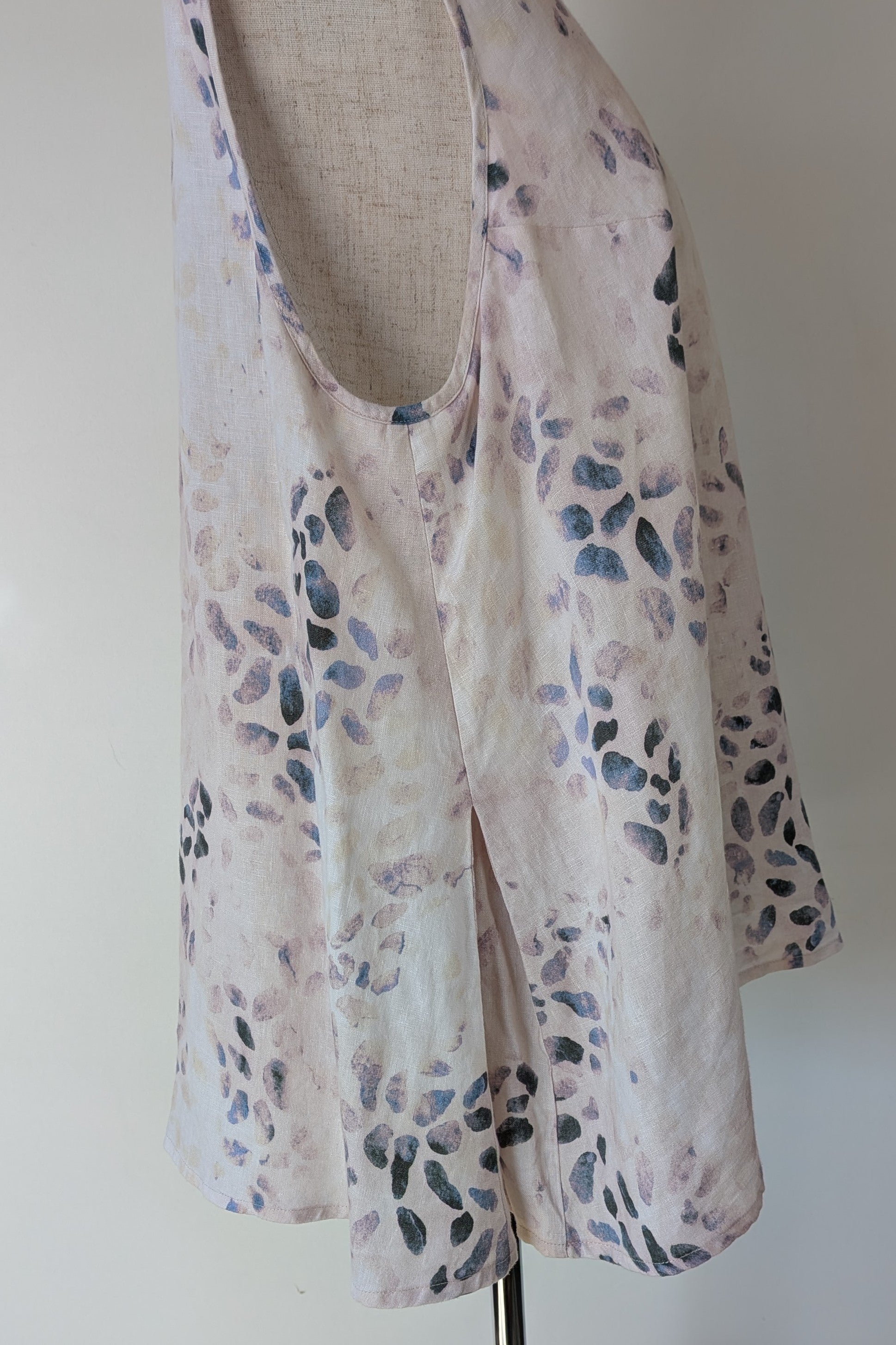 See Saw 100% Linen Abstract Watercolour Top Size 14