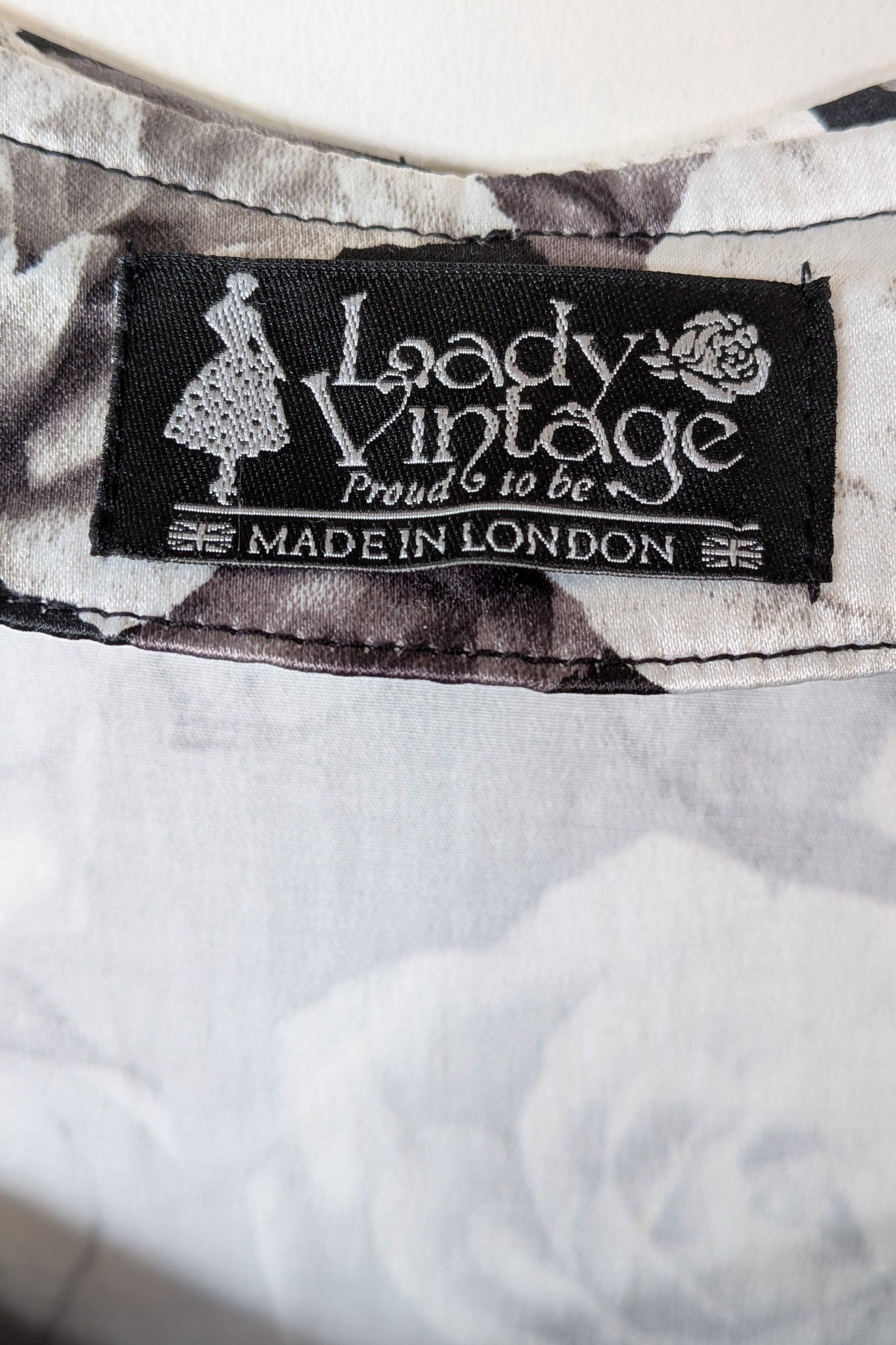 Lady Vintage London 1950s Monochrome Rose Pencil Wiggle Dress Size 18