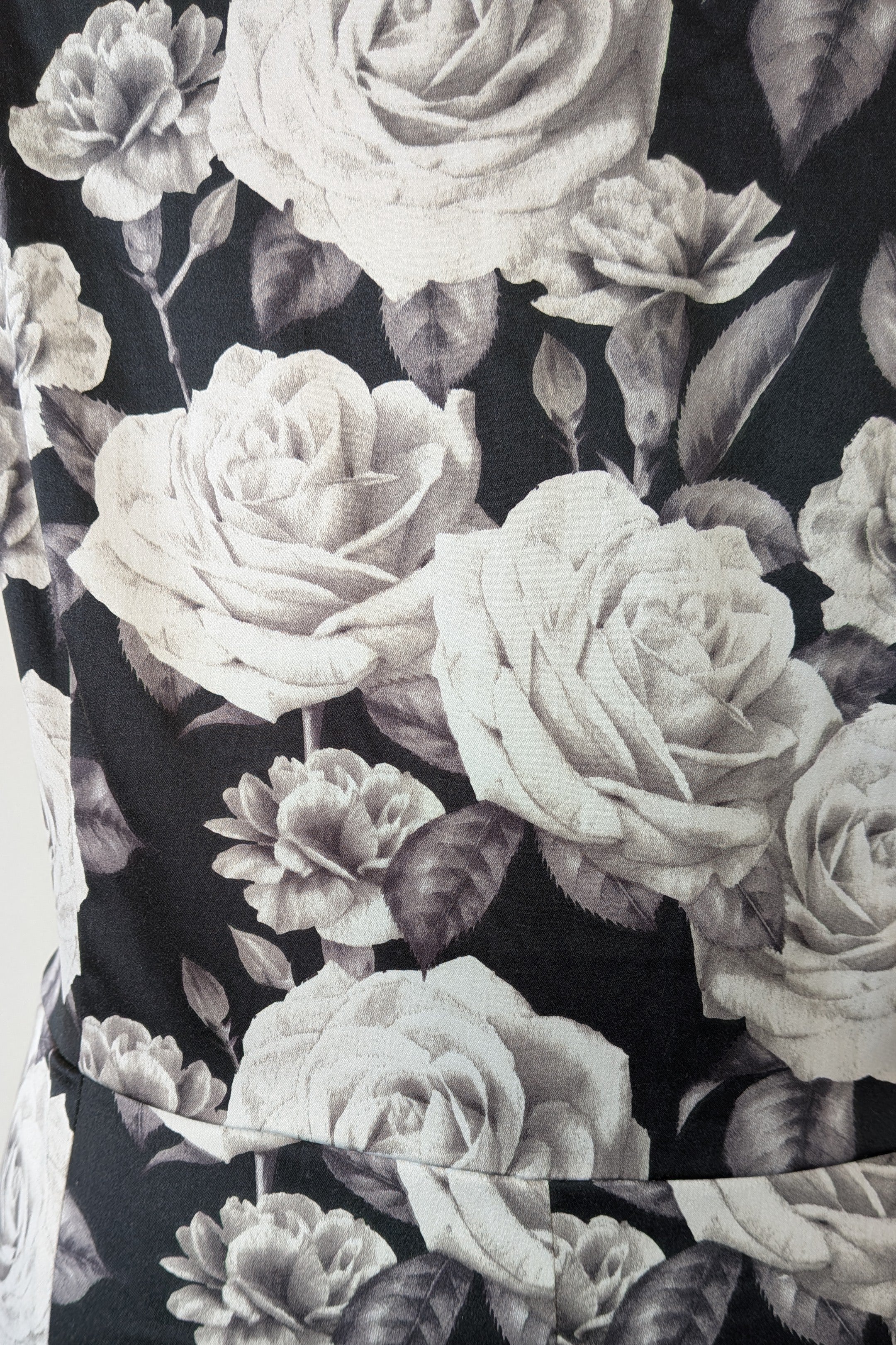 Lady Vintage London 1950s Monochrome Rose Pencil Wiggle Dress Size 18