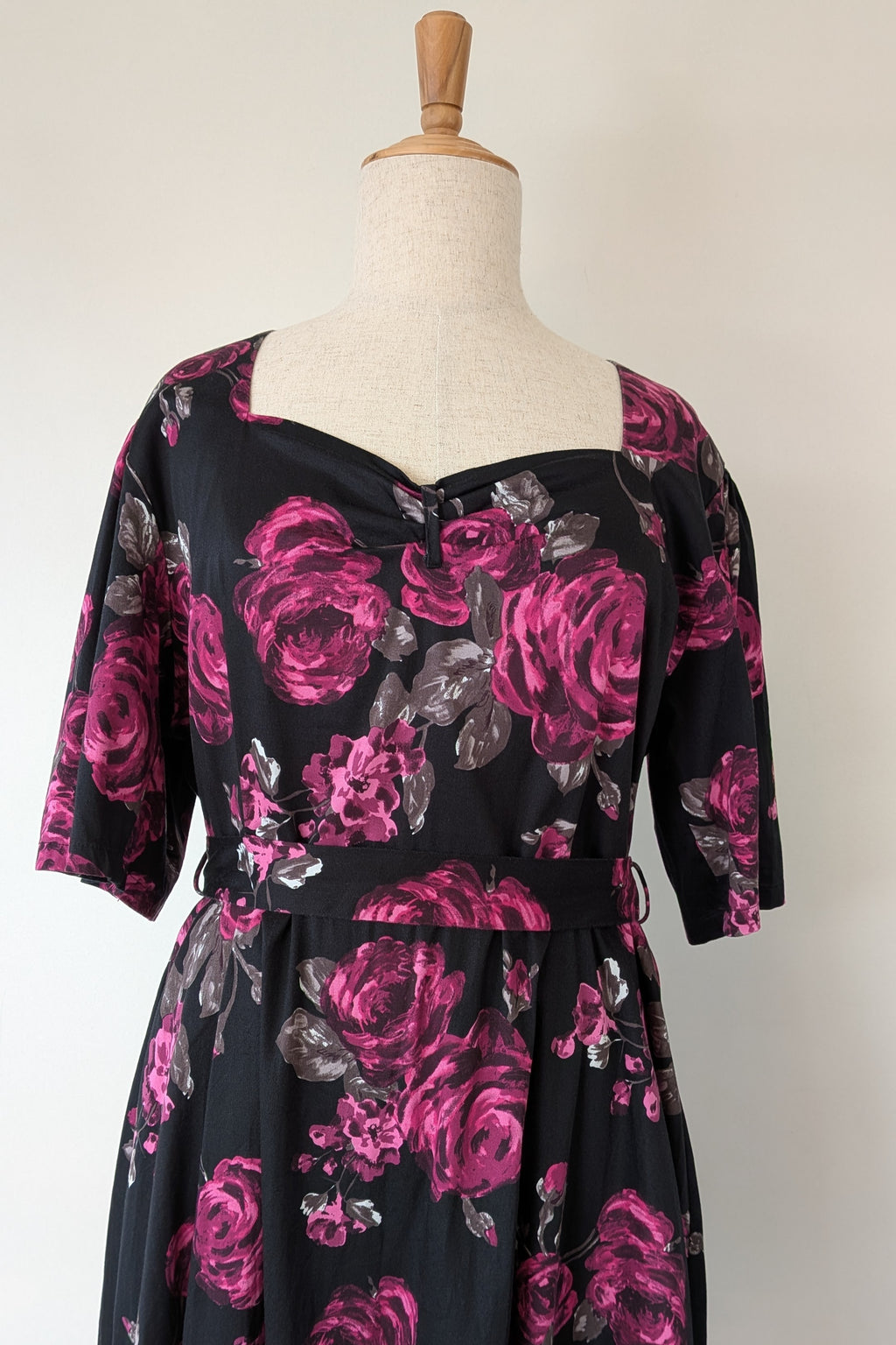 Lady Voluptuous Deep Purple Rose Retro Swing Dress Size 30