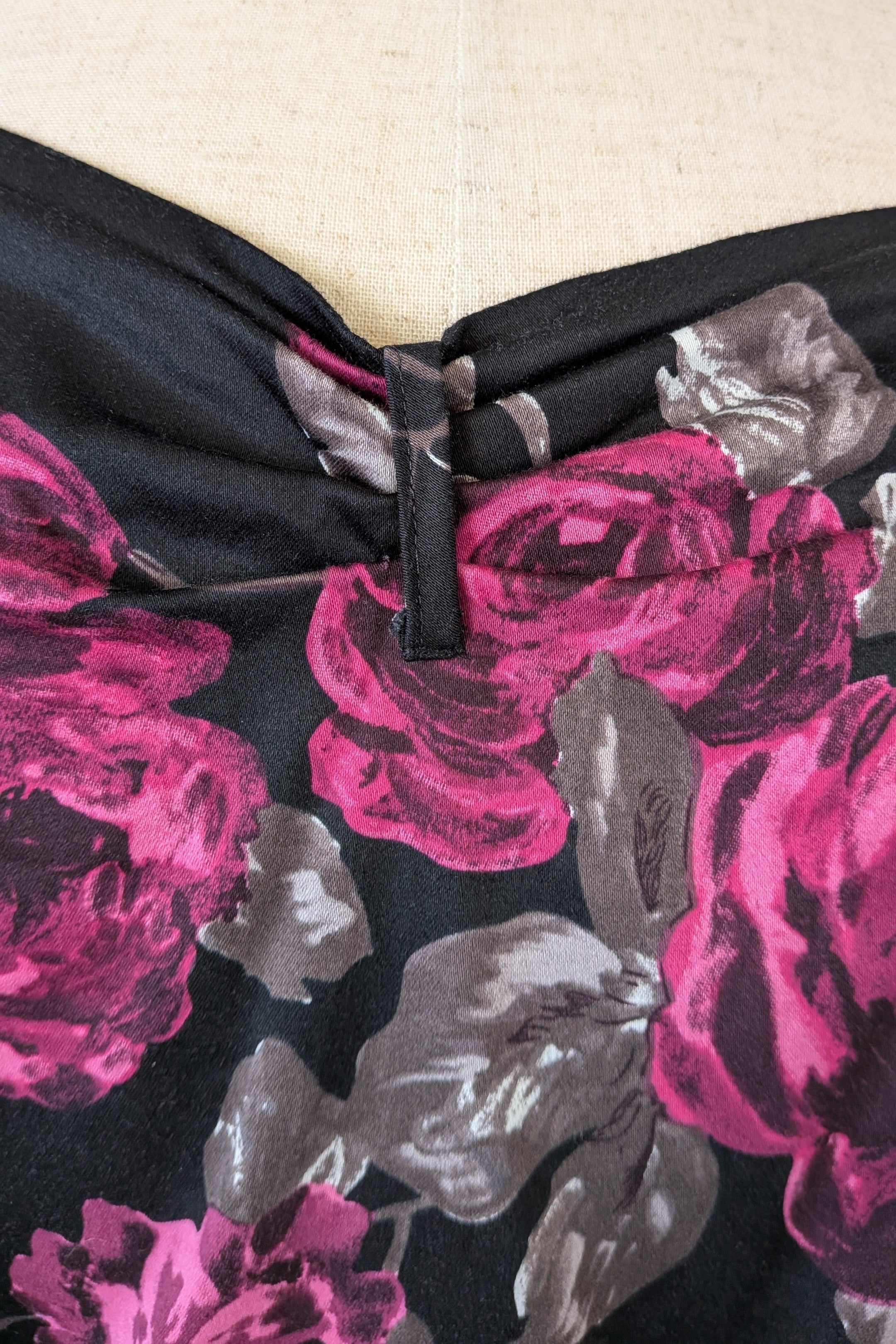 Lady Voluptuous Deep Purple Rose Retro Swing Dress Size 30