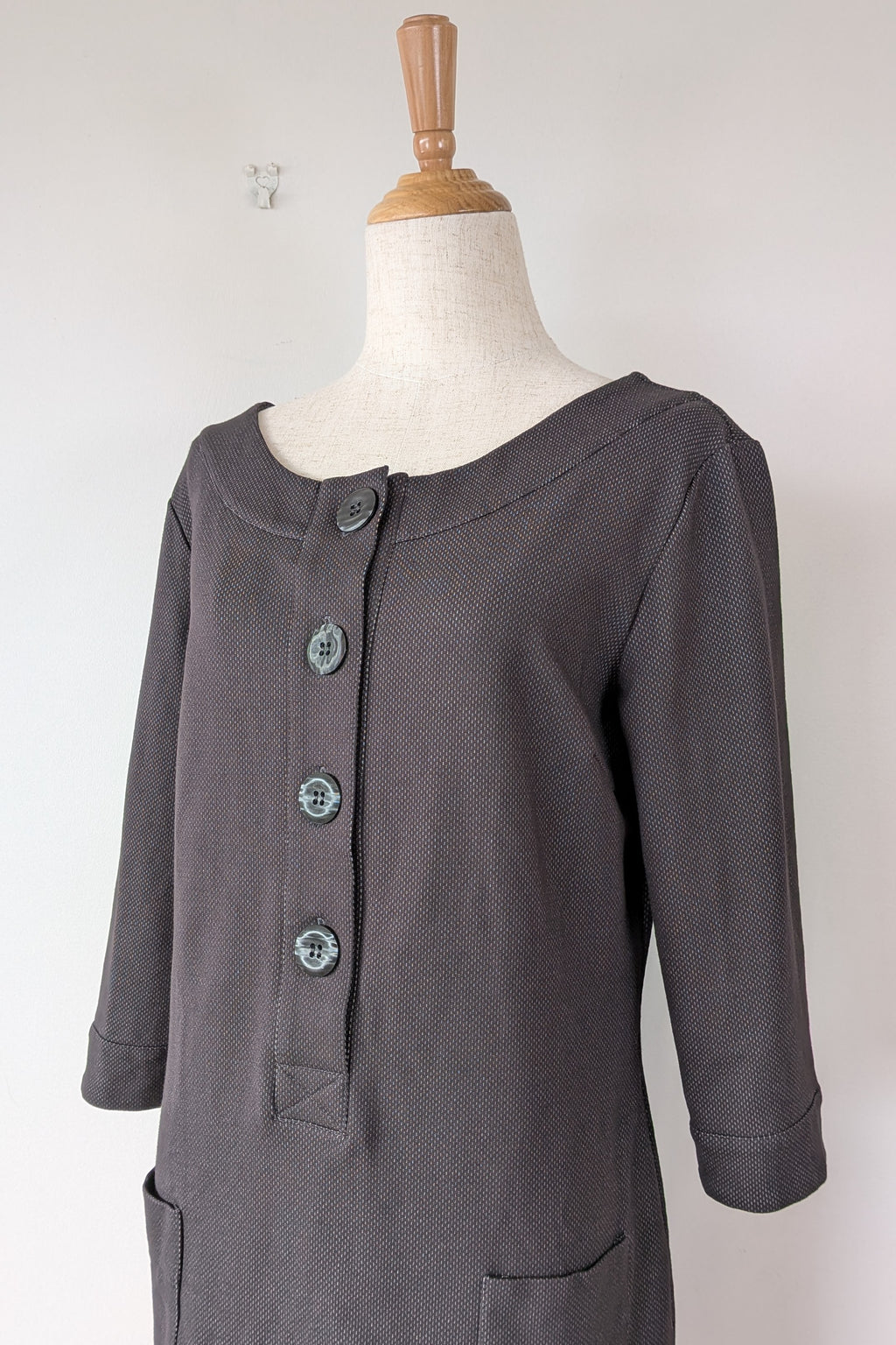 Made590 Charcoal Micro Dot Mod Shift Dress Size M