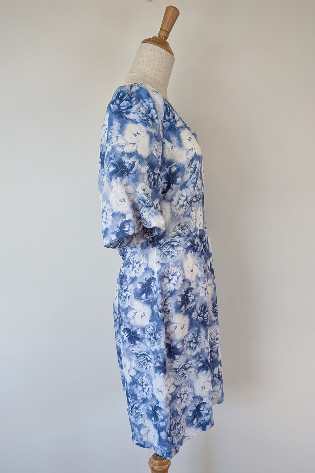 Tokito Blue & White Floral Puff Sleeve Dress Size 10