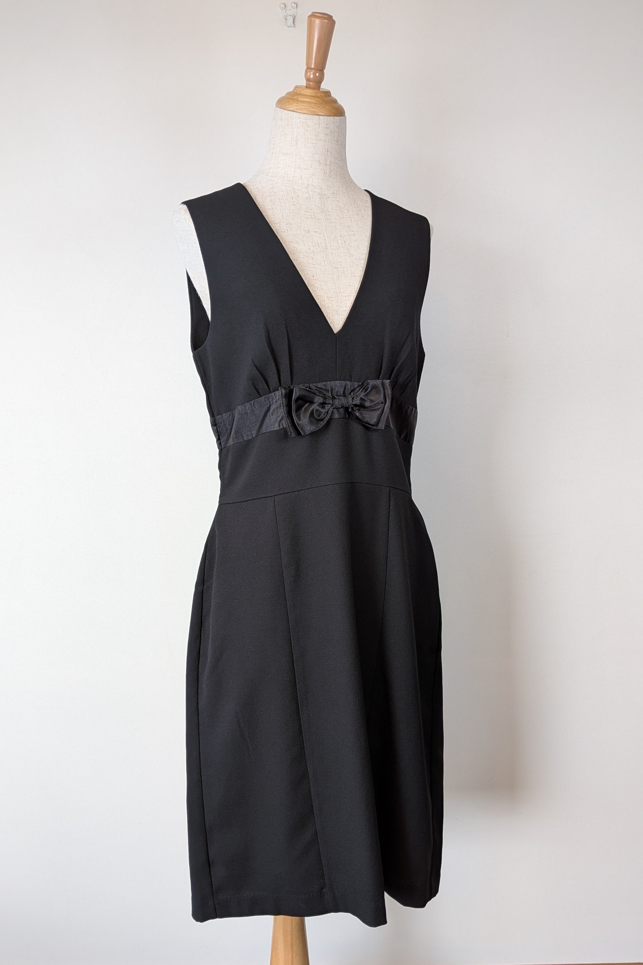 Vintage Y2K Crossroads Sleeveless Black Bow Cocktail Dress Size 12/14